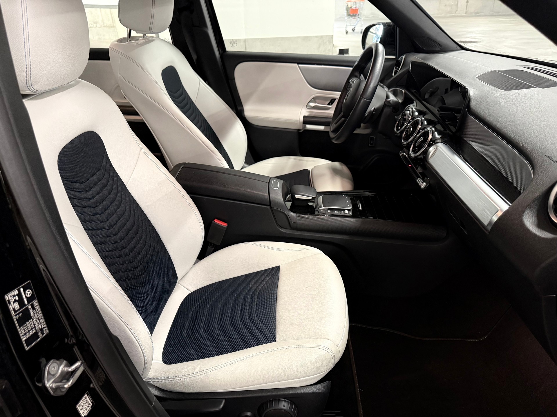MERCEDES-BENZ GLB 220 d 4Matic Style 8G-Tronic-image-12