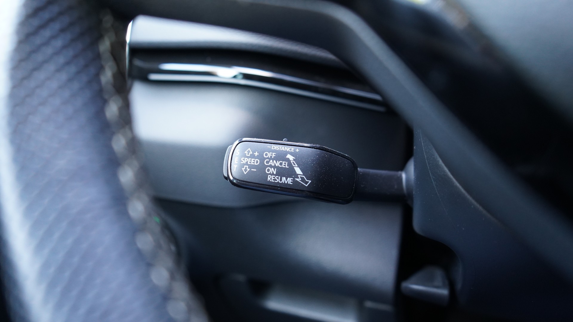 SKODA Karoq 2.0 TSI SportLine 4x4 DSG-image-15