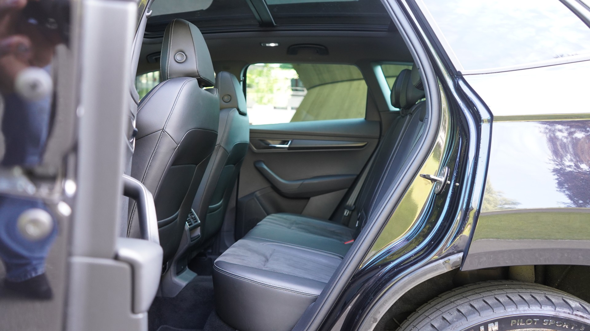 SKODA Karoq 2.0 TSI SportLine 4x4 DSG-image-7