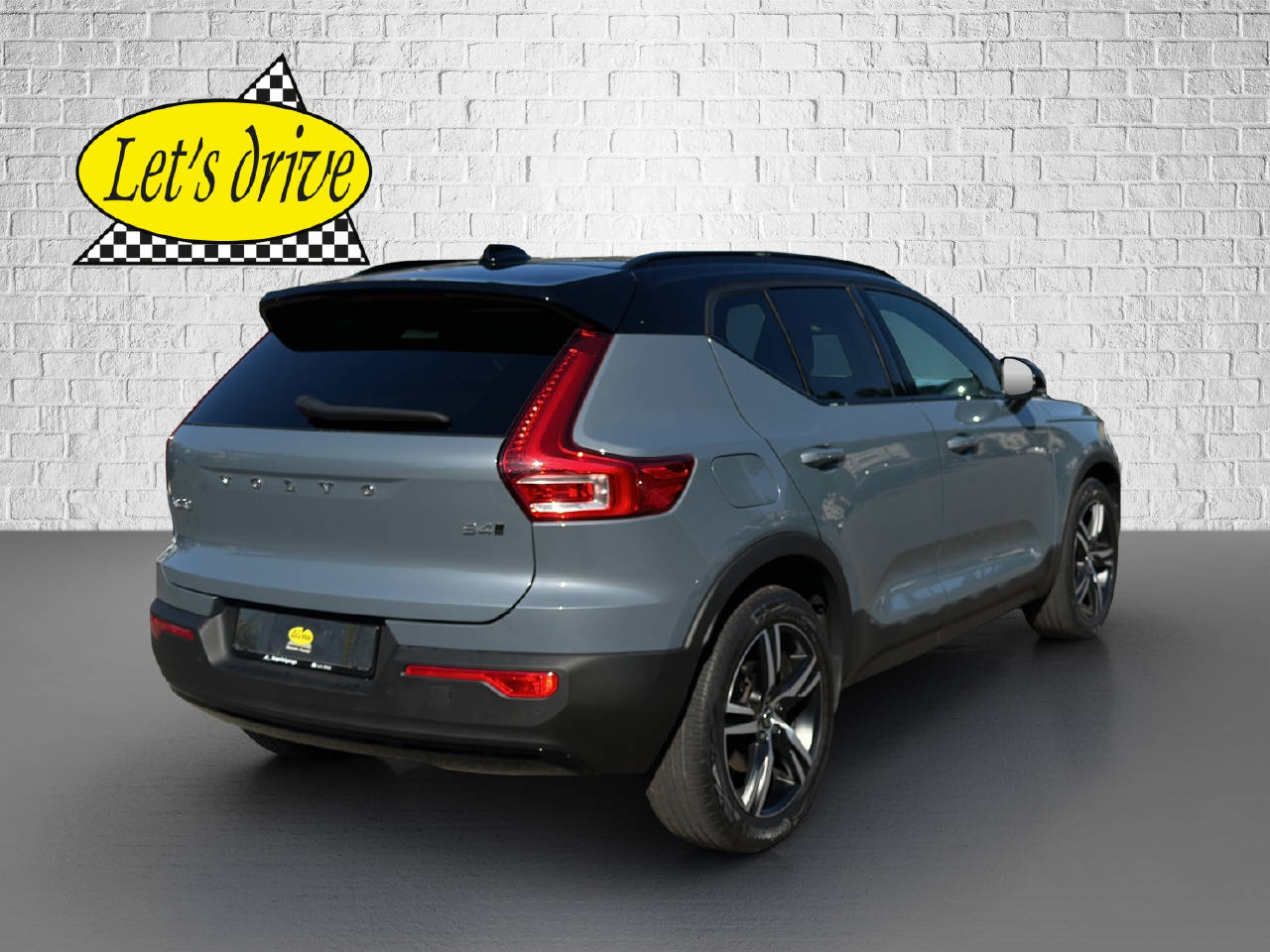 VOLVO XC40 2.0 B4 MH R-Design AWD-image-5