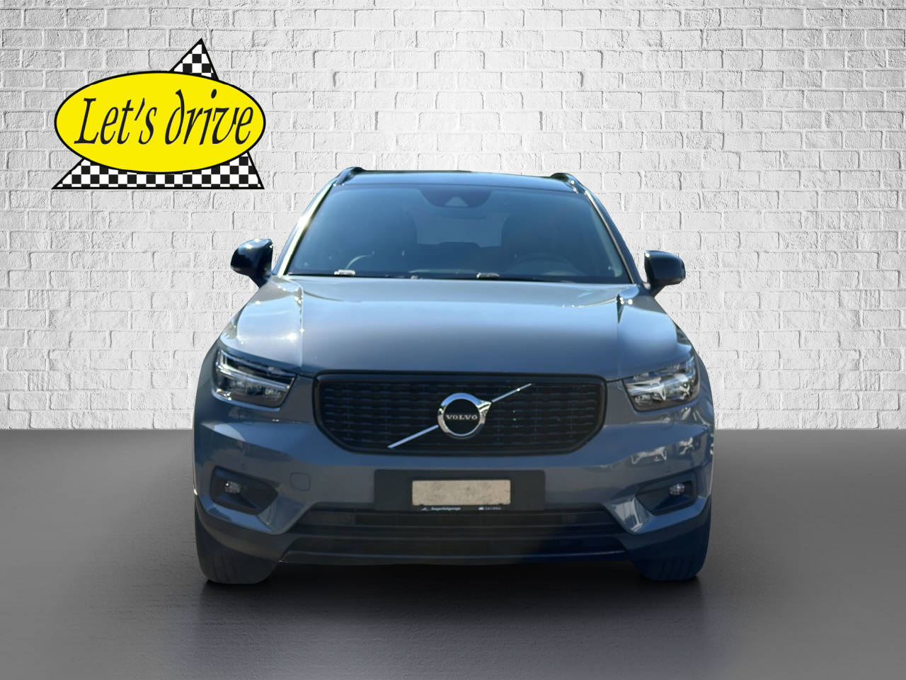 VOLVO XC40 2.0 B4 MH R-Design AWD-image-1