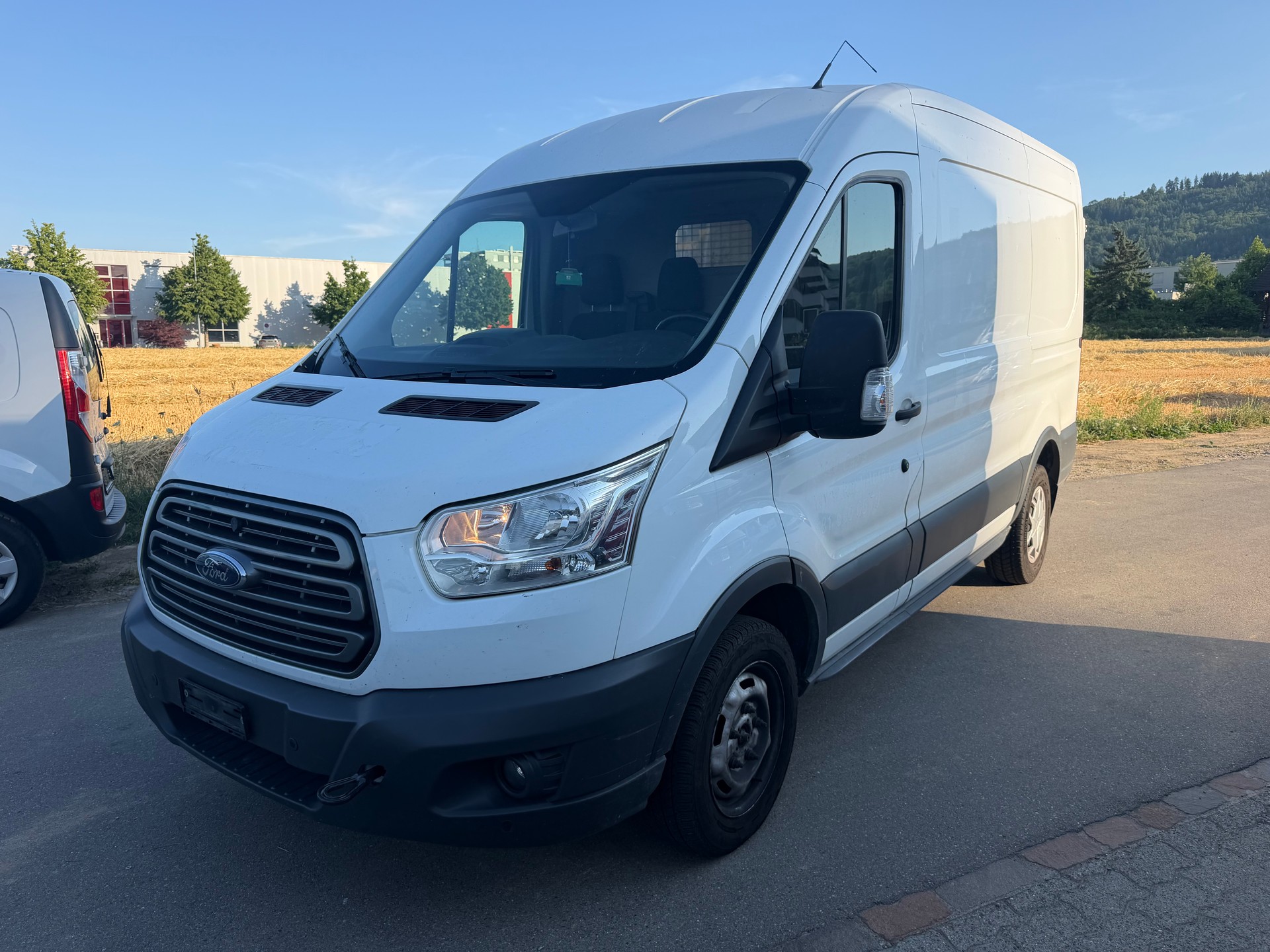 FORD Transit Van 350 L2 Trend 2.0 TDCi 170 FWD-image-0