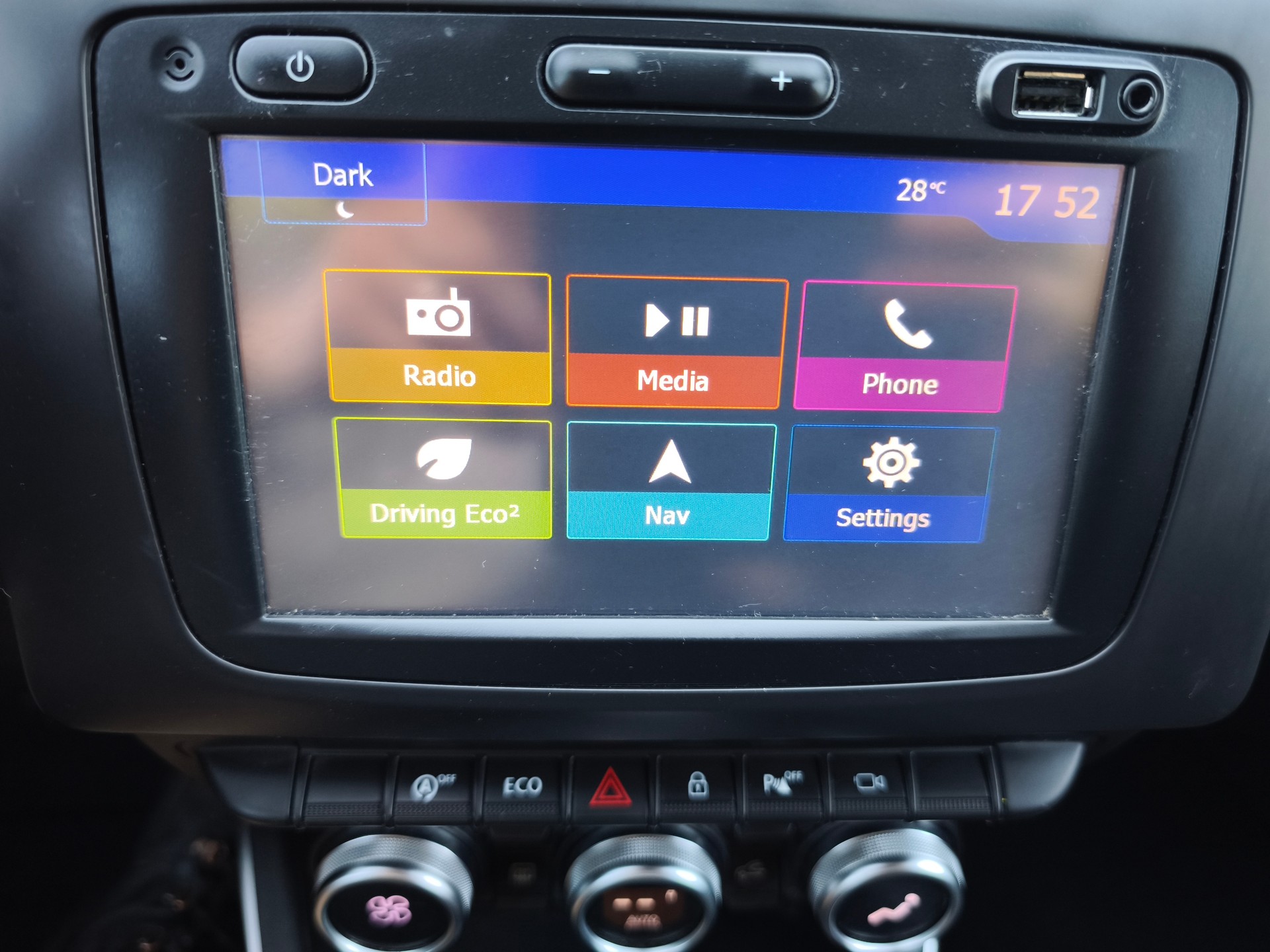 DACIA Duster dCi 110 Prestige 4x2 EDC-image-12