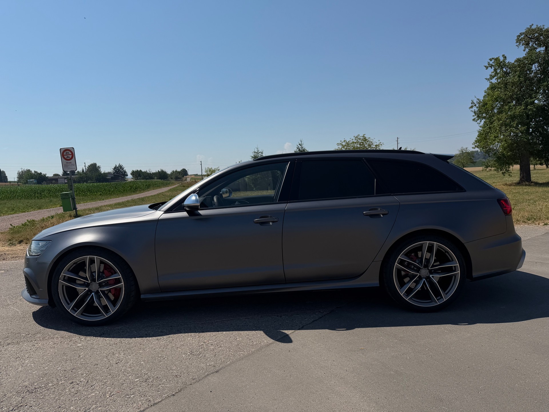 AUDI Avant-image-2