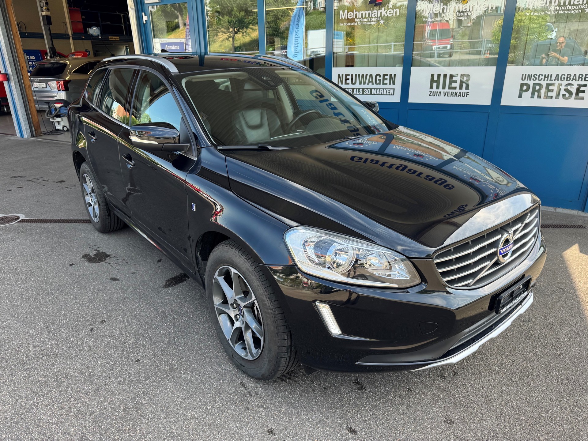 VOLVO XC60 D4 AWD OceanRace Geartronic-image-1