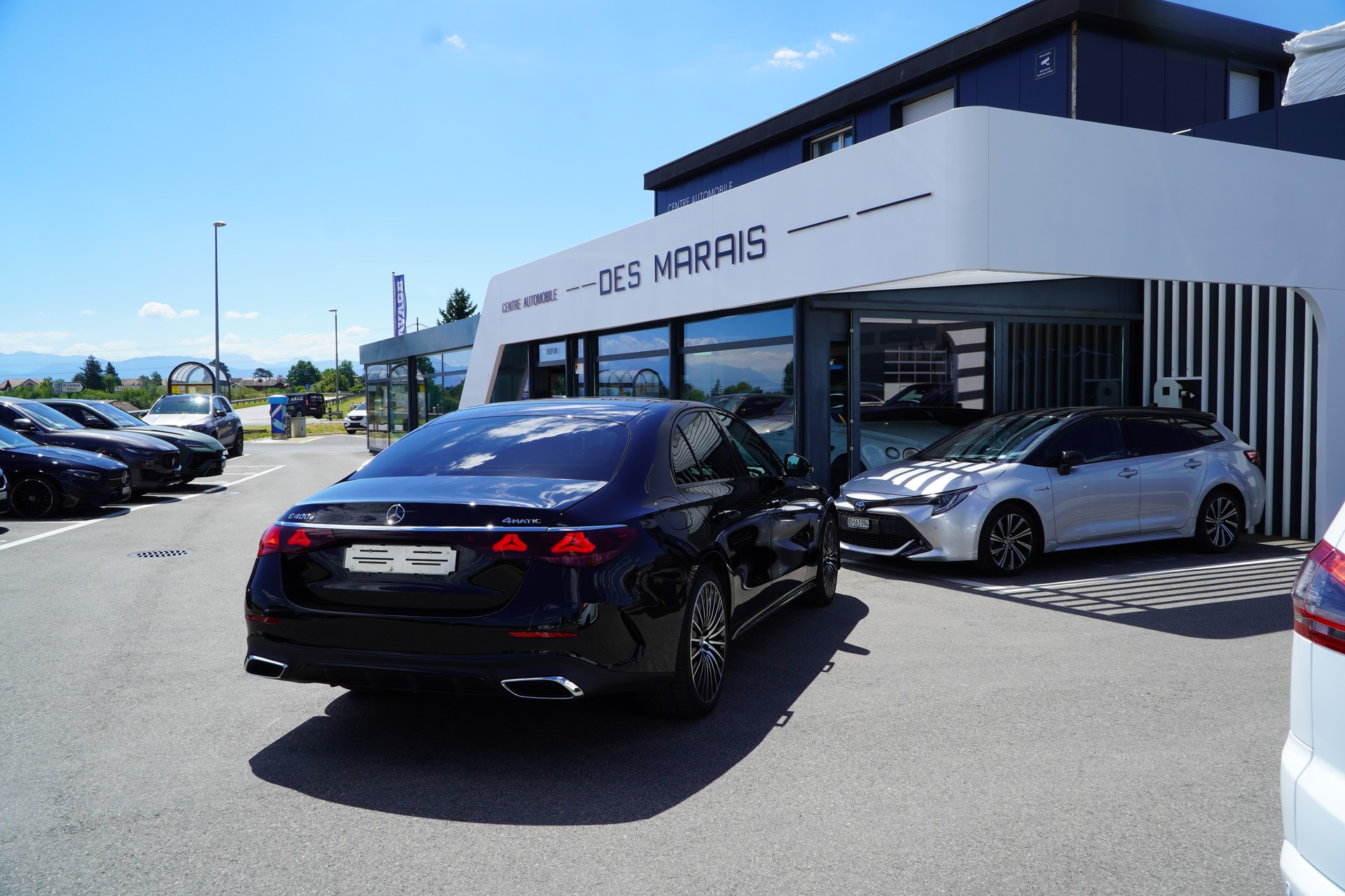 MERCEDES-BENZ E 400 e 4Matic 9G-Tronic-image-7