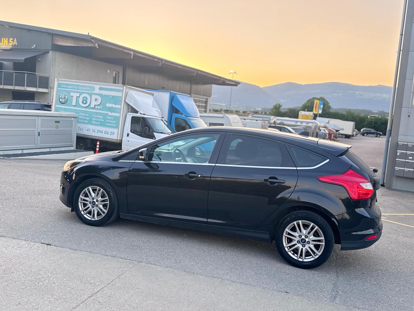 FORD Focus 2.0 TDCi Trend PowerShift-image-14