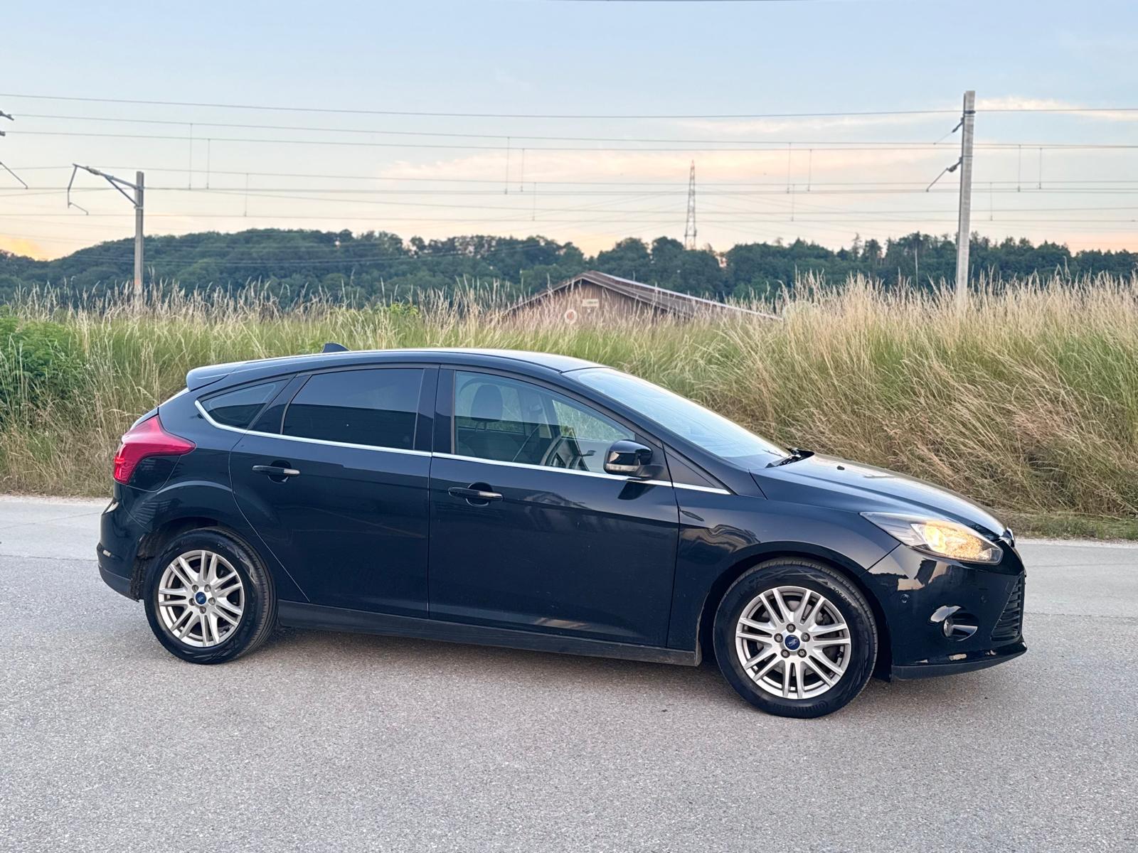 FORD Focus 2.0 TDCi Trend PowerShift-image-10