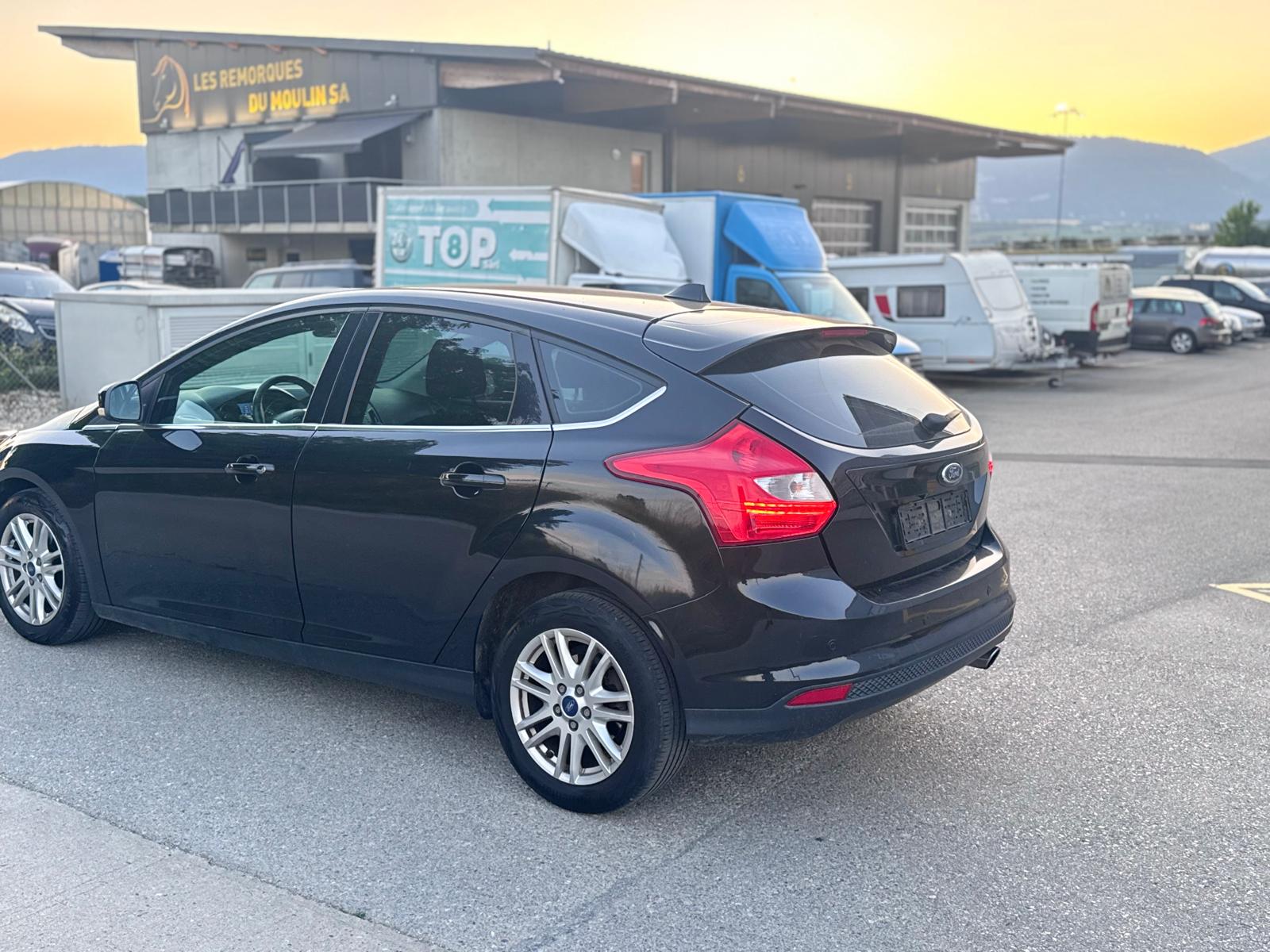 FORD Focus 2.0 TDCi Trend PowerShift-image-13