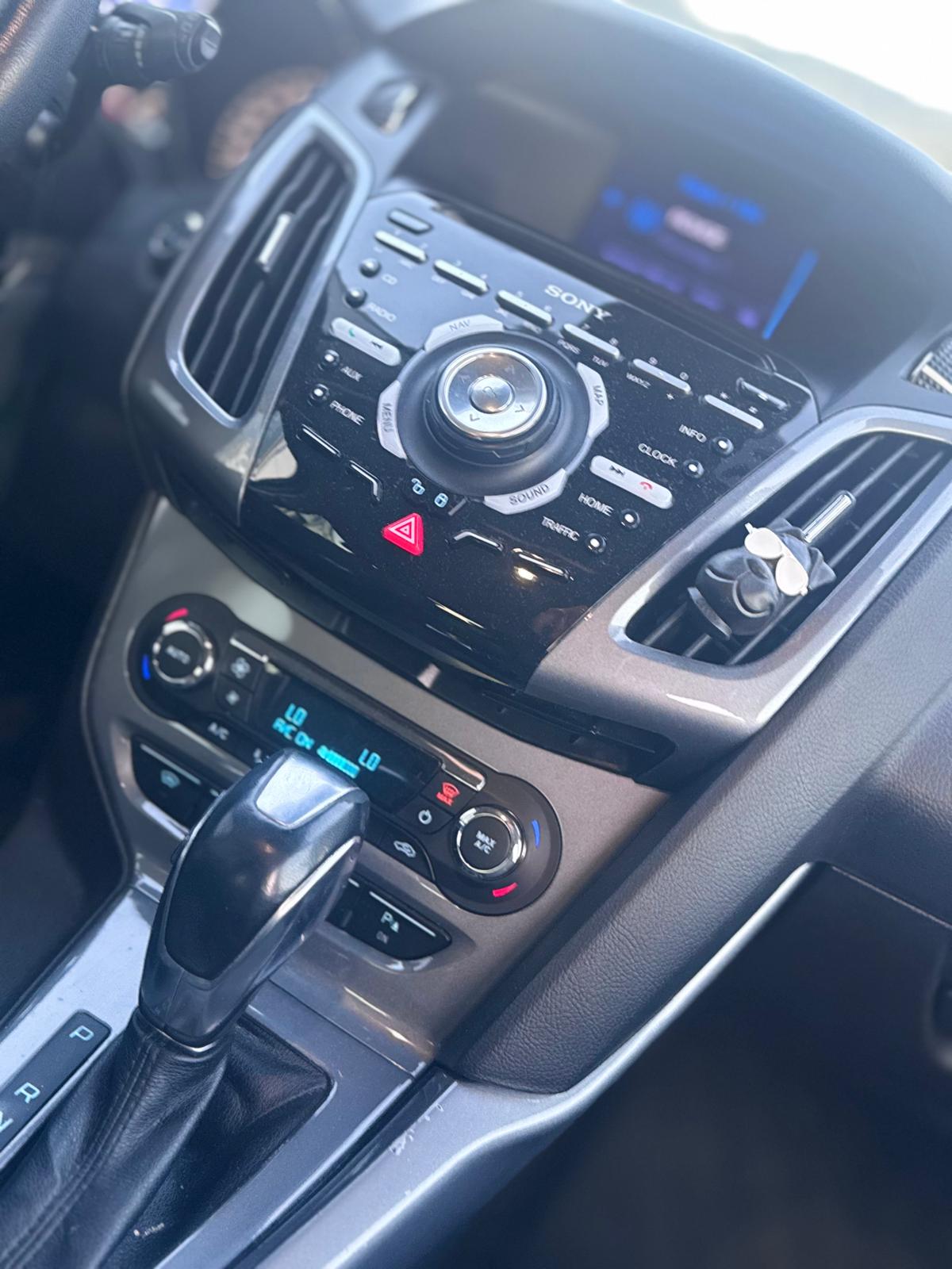 FORD Focus 2.0 TDCi Trend PowerShift-image-22