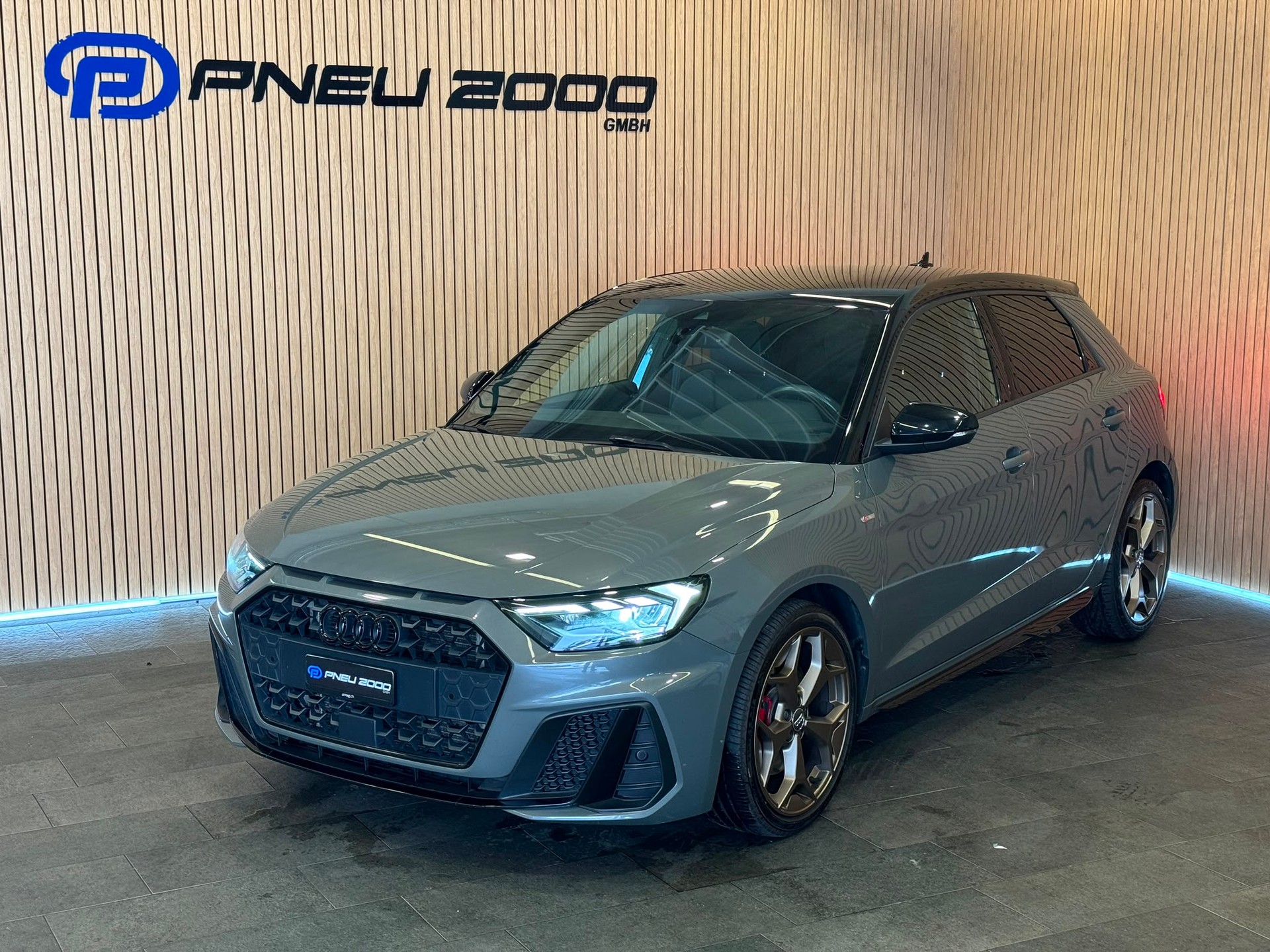 AUDI A1 Sportback 35 TFSI S Line S-tronic-image-0