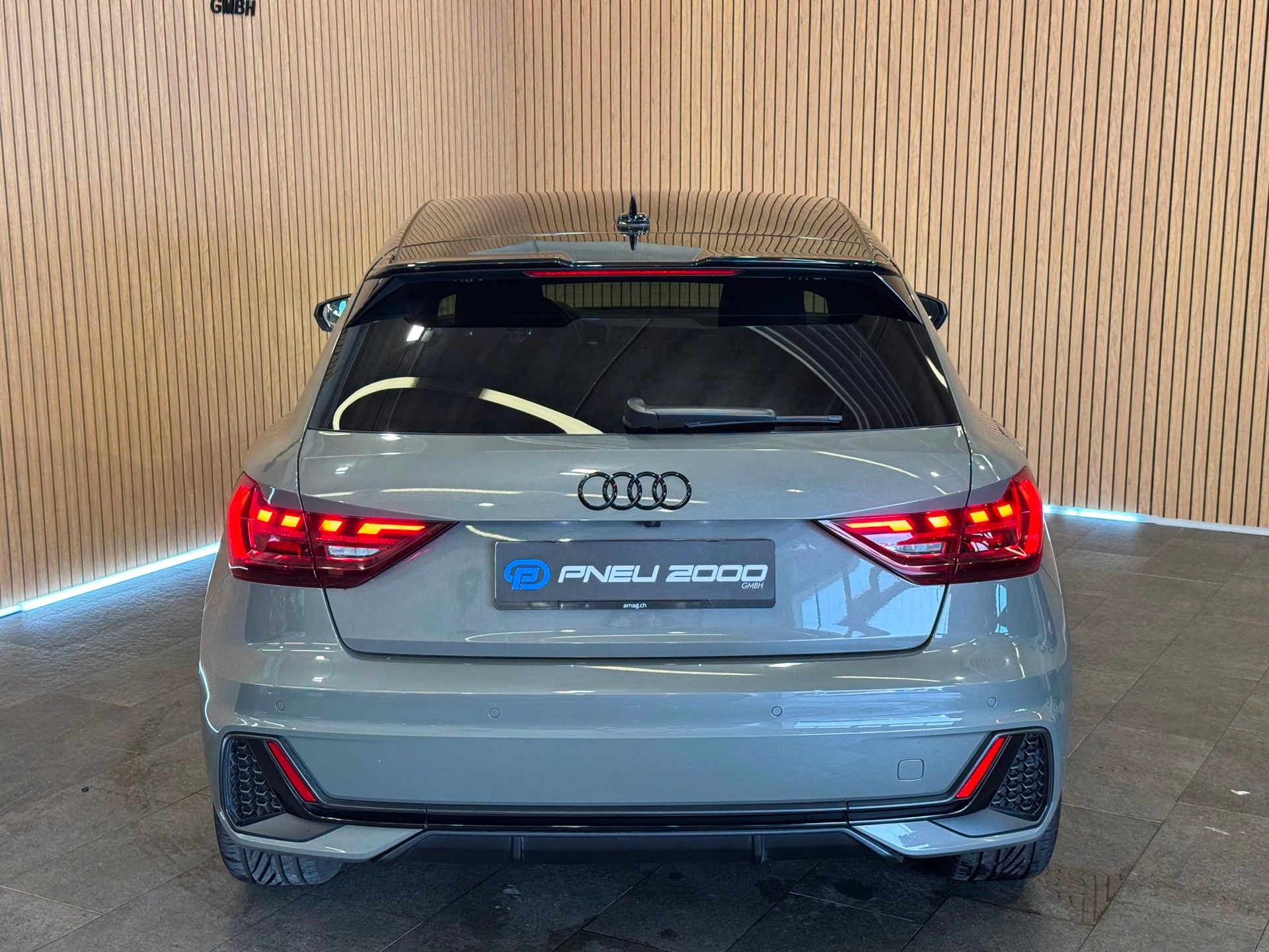 AUDI A1 Sportback 35 TFSI S Line S-tronic-image-5
