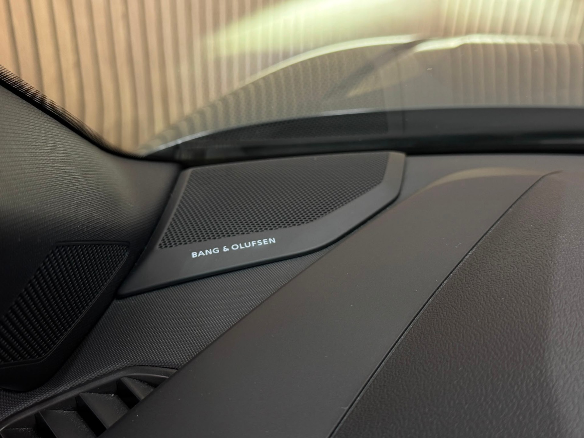 AUDI A1 Sportback 35 TFSI S Line S-tronic-image-19