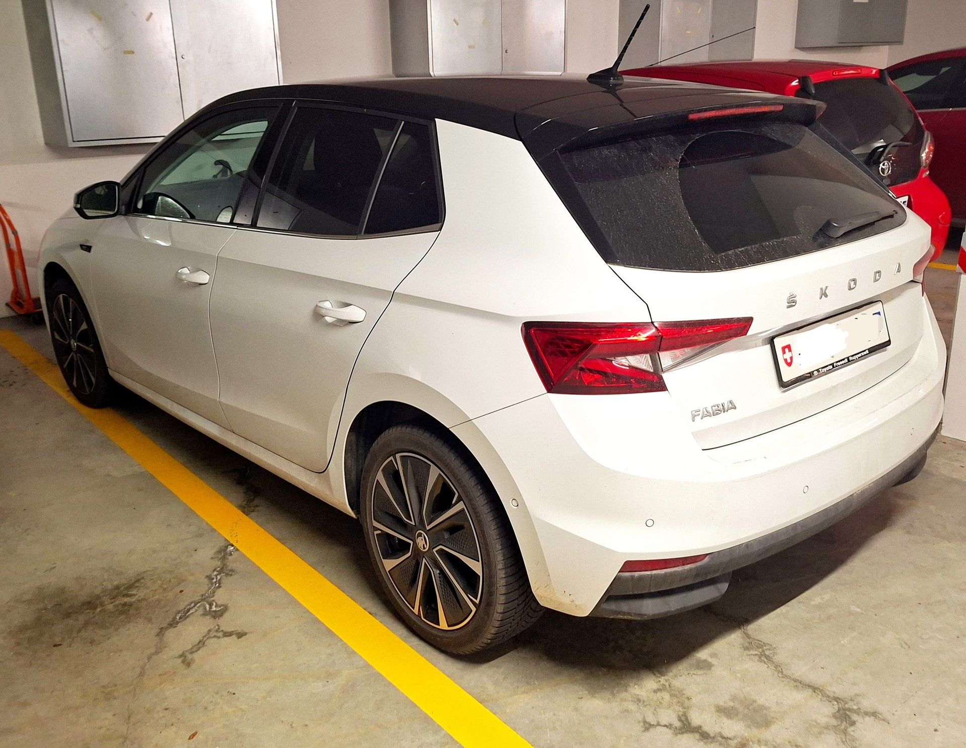 SKODA 1.0 TSI First Edition DSG-image-4