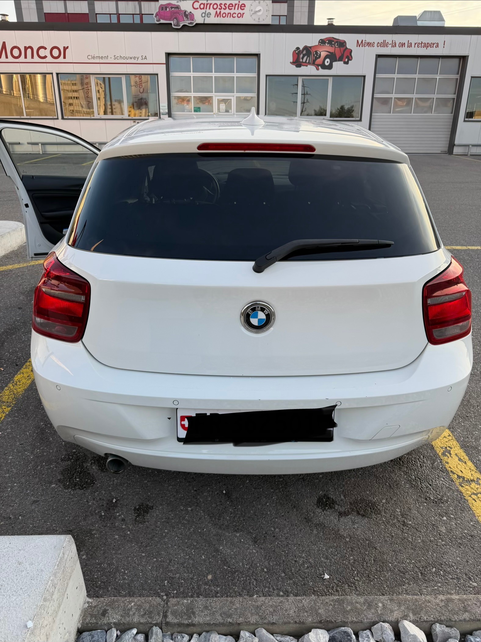 BMW 116d-image-4