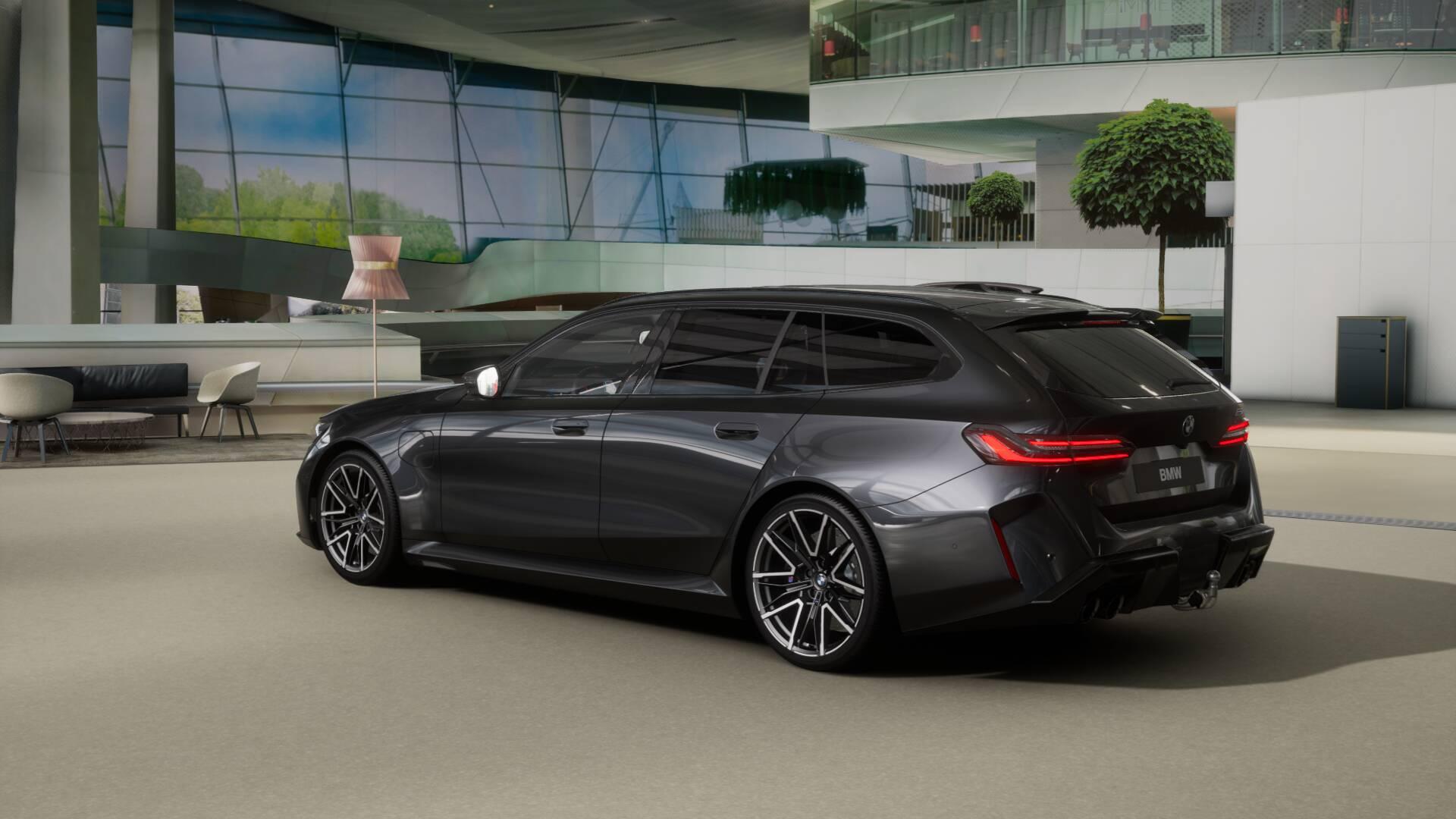 BMW M5 xDrive Touring-image-1