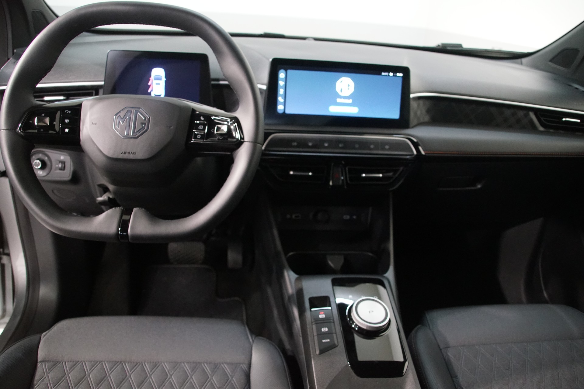 MG 3 1.5 Hybrid Luxury Aut. **Swiss-Edition**-image-13