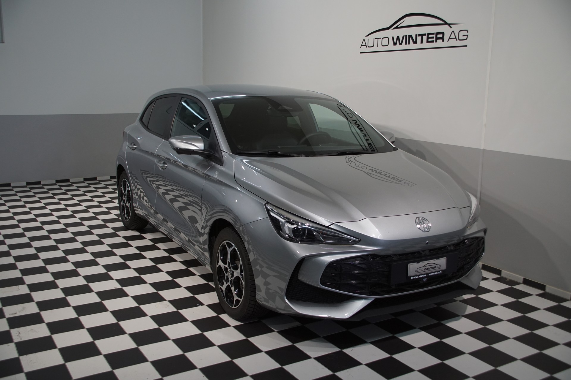 MG 3 1.5 Hybrid Luxury Aut. **Swiss-Edition**-image-0