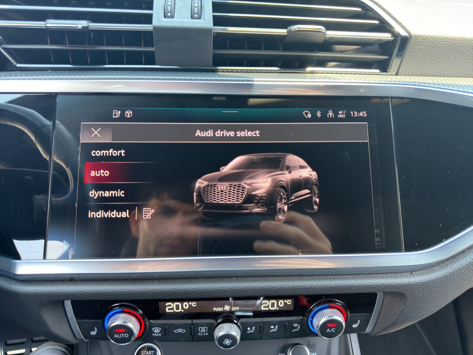 AUDI Q3 Sportback 45 TFSI e S line S-tronic-image-14