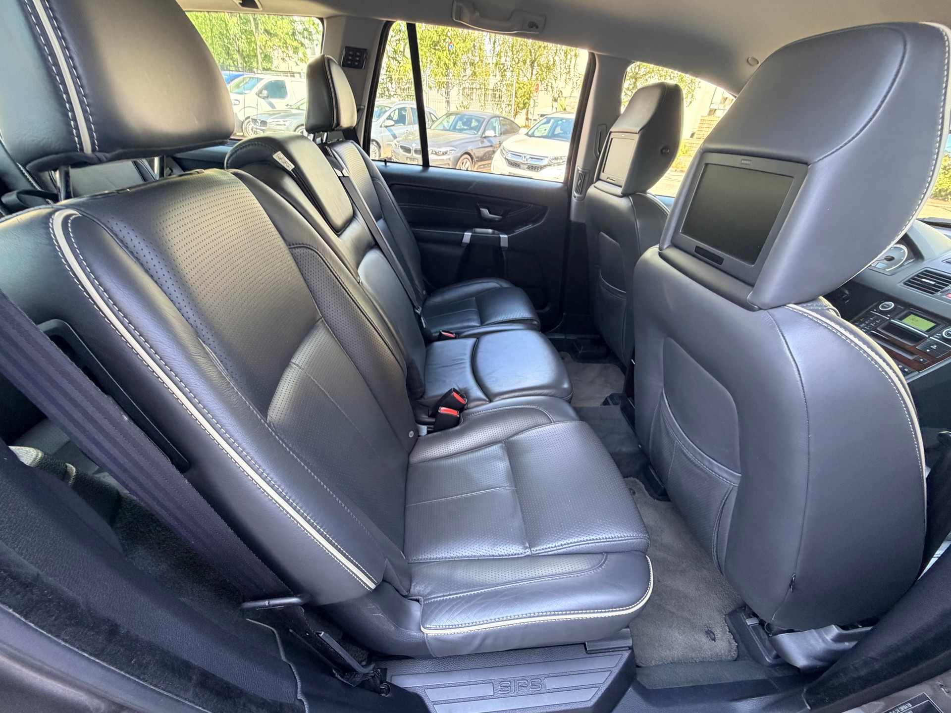 VOLVO XC90 D5 AWD Executive Geartronic-image-10