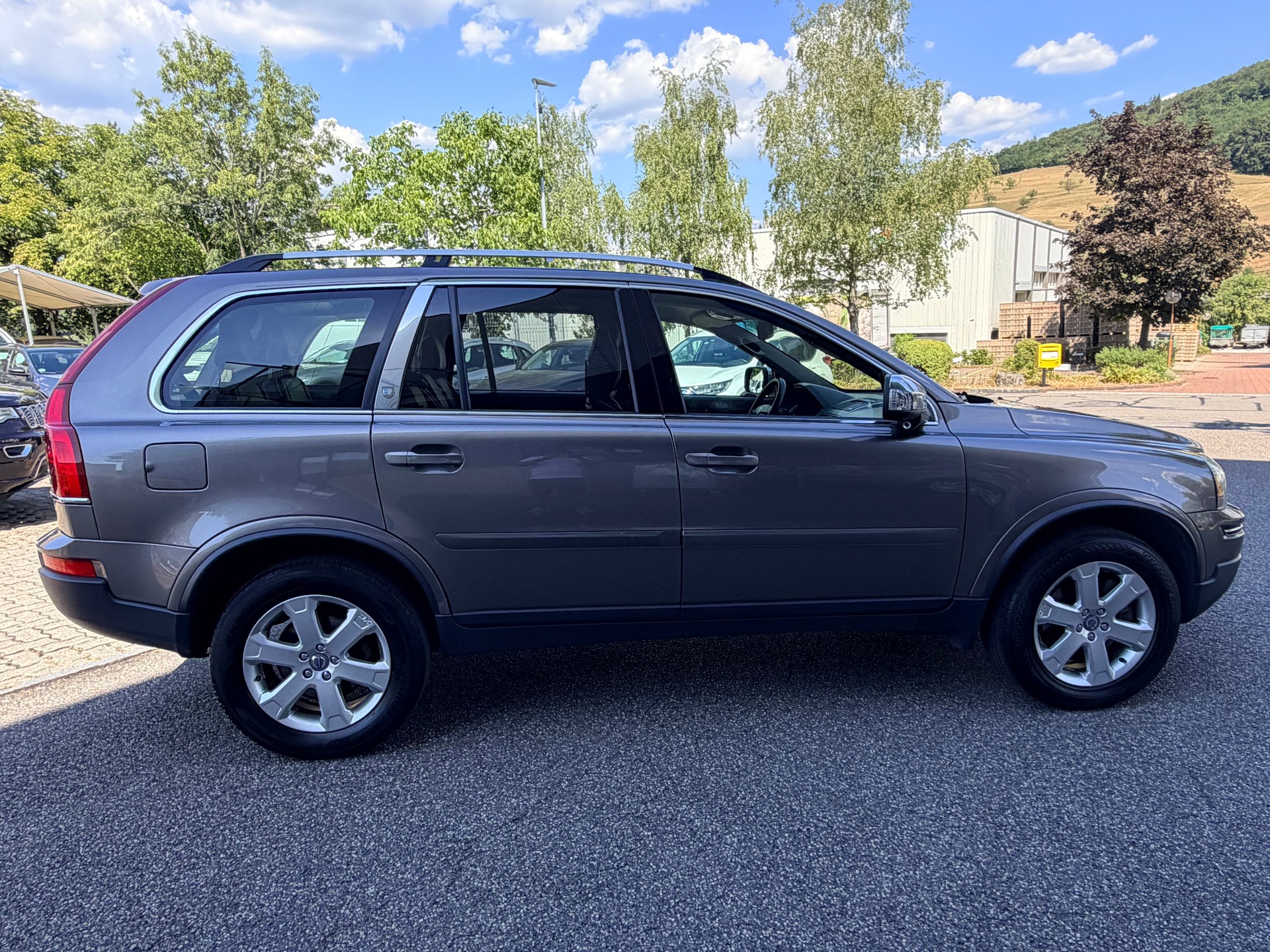 VOLVO XC90 D5 AWD Executive Geartronic-showroom-element-1