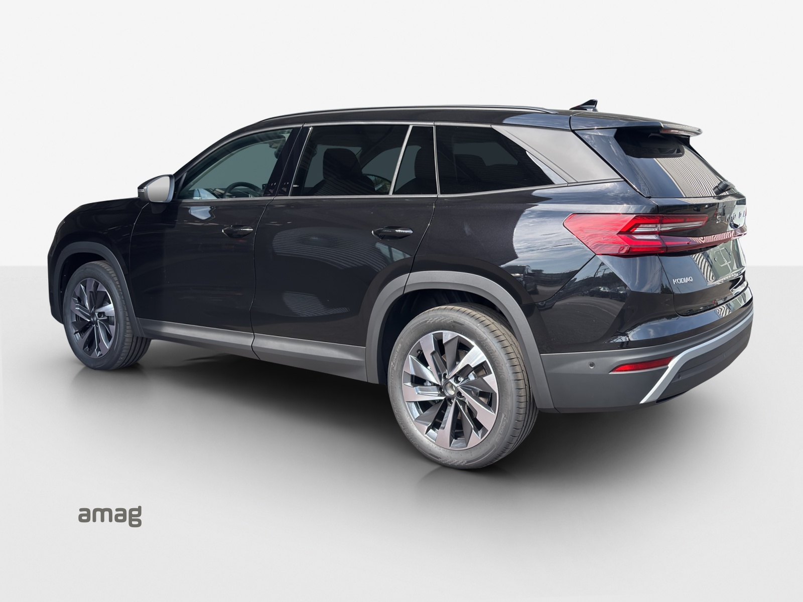 SKODA Kodiaq 2.0 TSI Selection 4x4-showroom-element-2