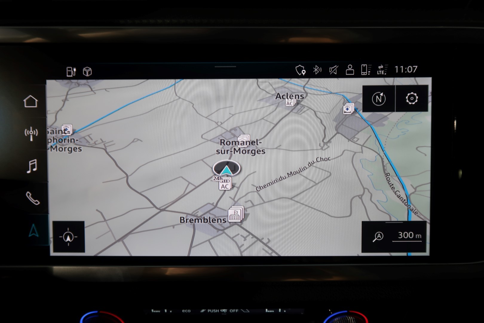 AUDI Q3 45 TFSI e S line S-tronic-image-7