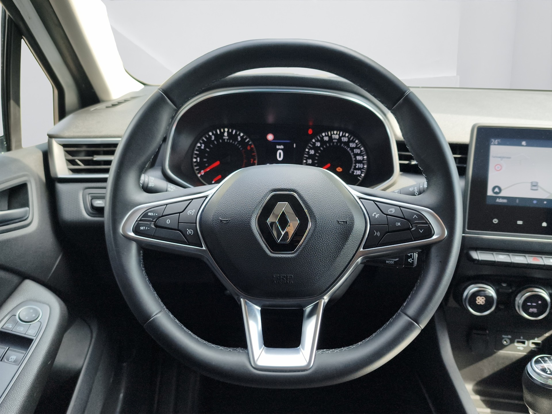 RENAULT Clio 1.0 Business-image-10