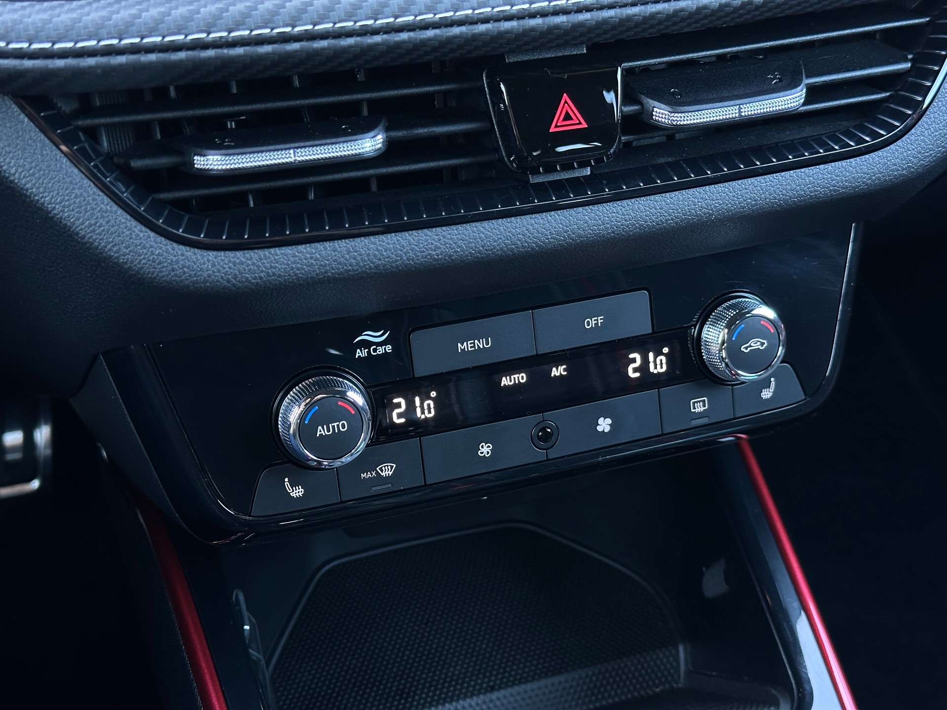 SKODA Fabia 1.0 TSI Monte Carlo DSG-image-19