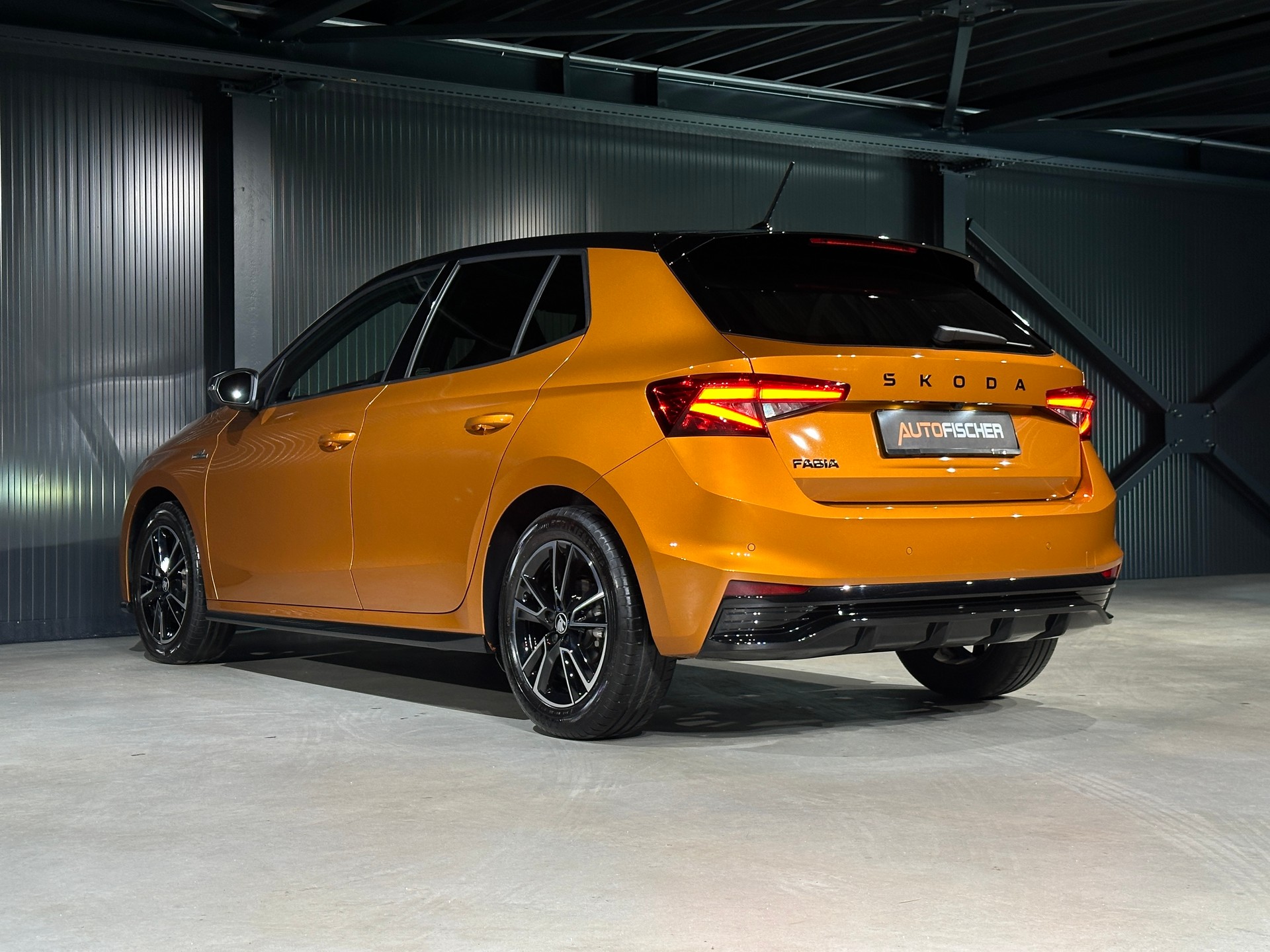 SKODA Fabia 1.0 TSI Monte Carlo DSG-image-7