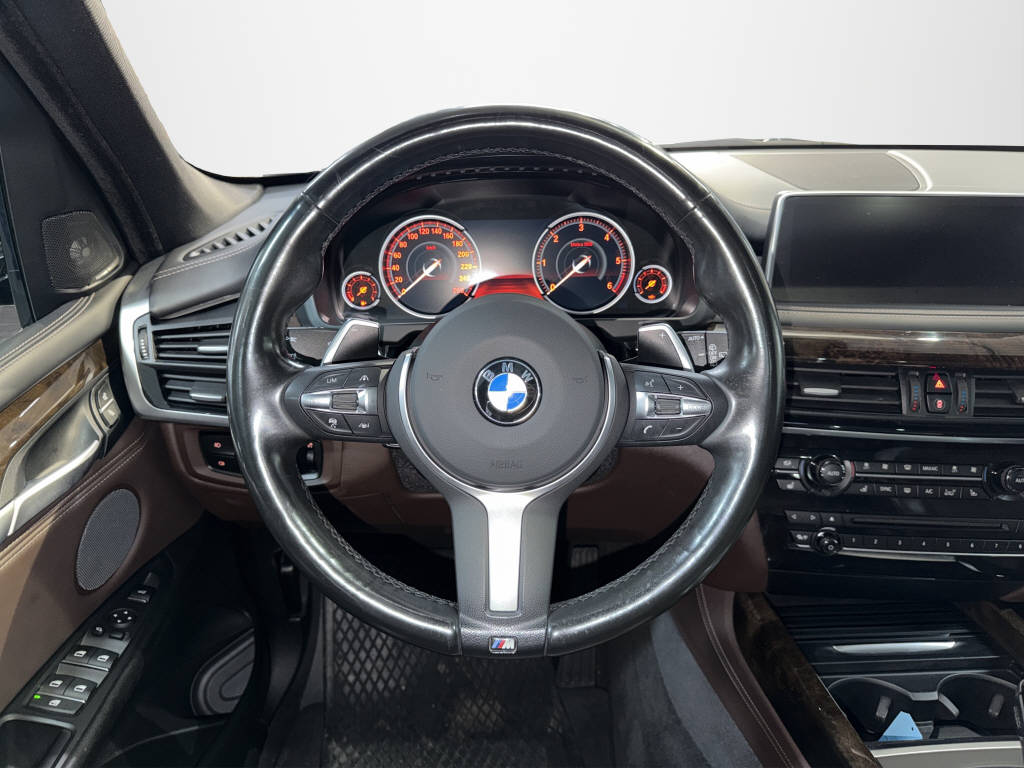 BMW X5 F15 40d xDrive SAG-image-9