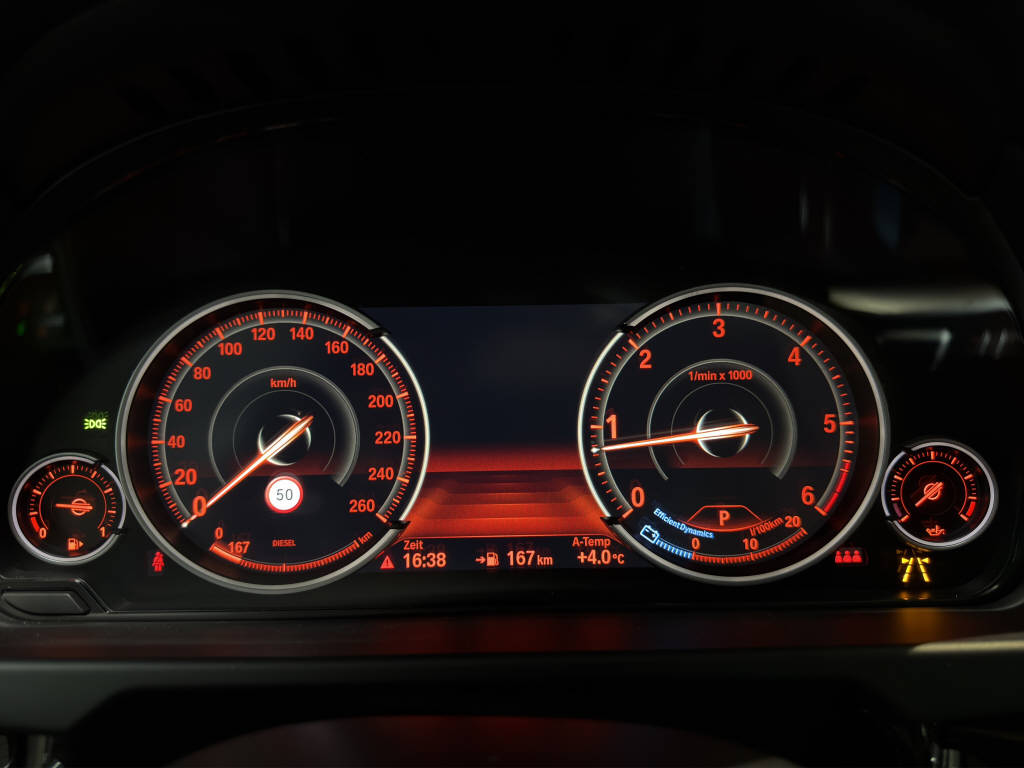 BMW X5 F15 40d xDrive SAG-image-10