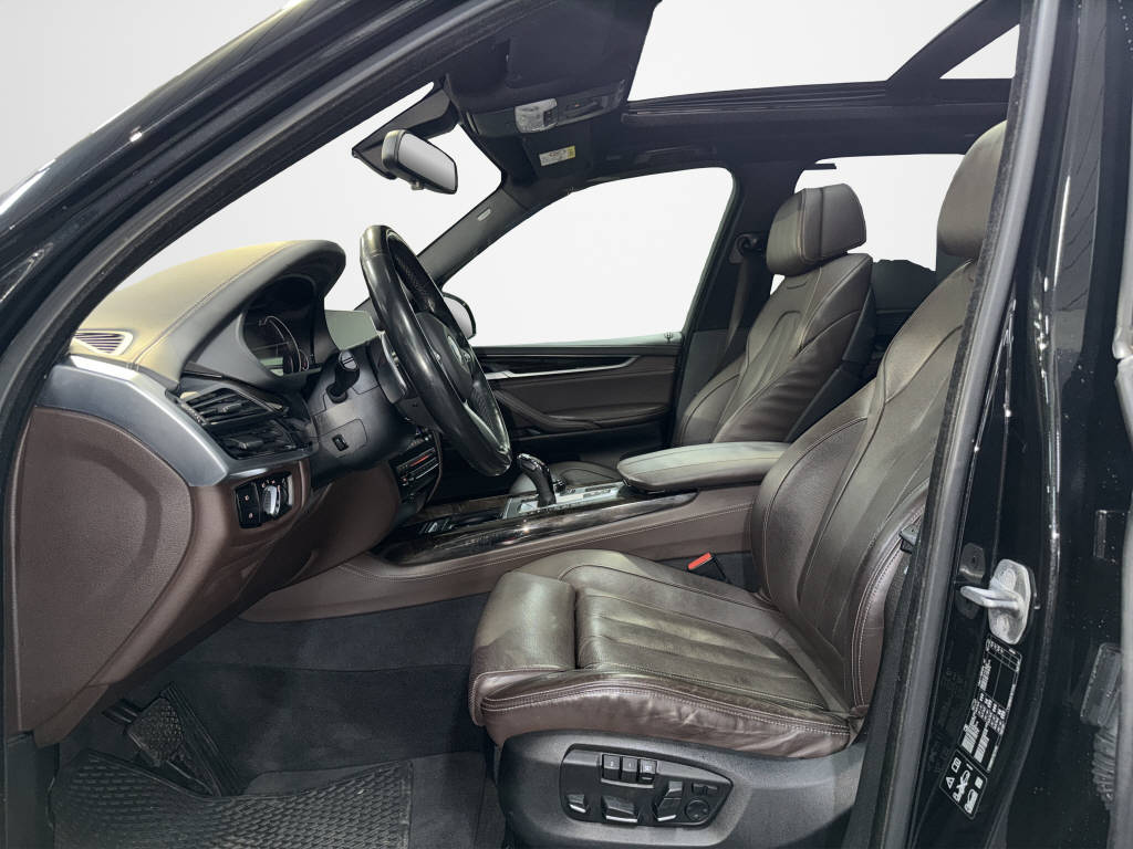 BMW X5 F15 40d xDrive SAG-image-8