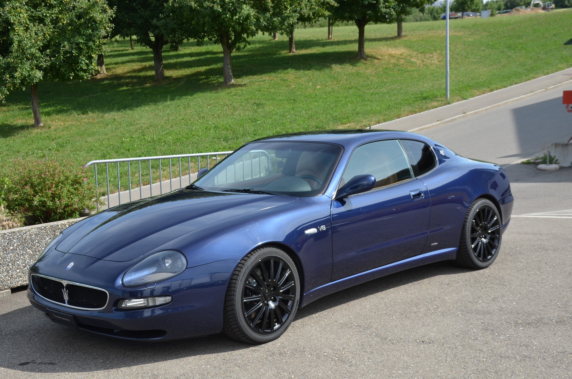 MASERATI Coupé GT-image-2
