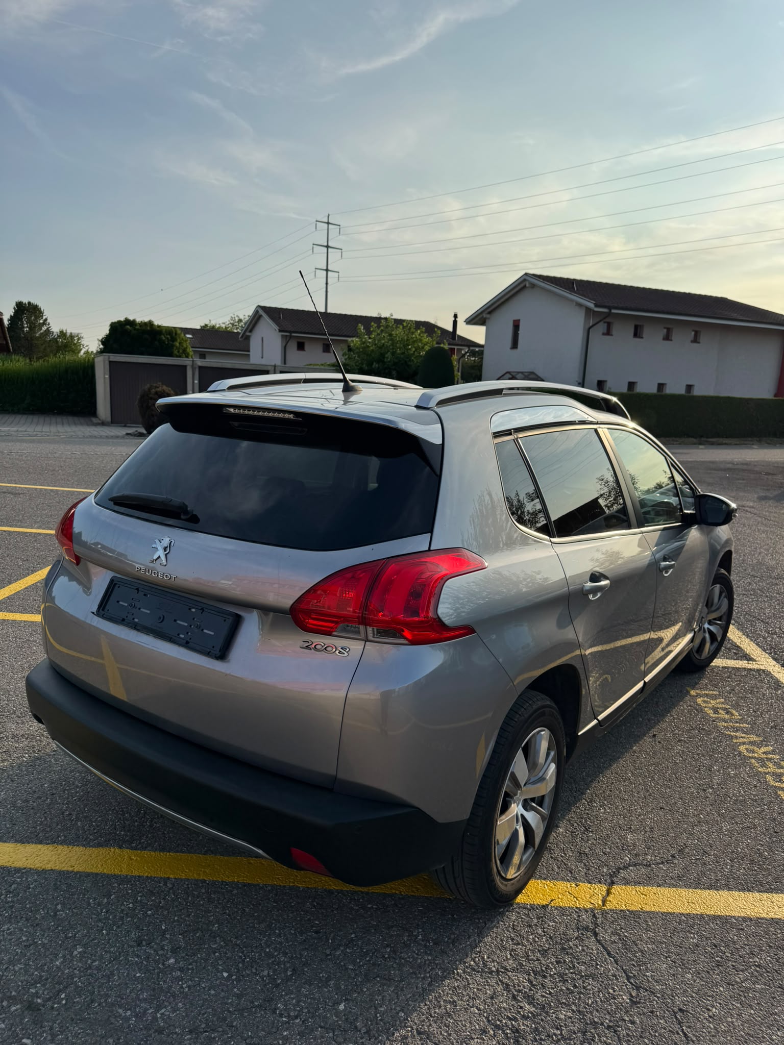 PEUGEOT 2008 1.6 VTI Allure Automatic-image-9