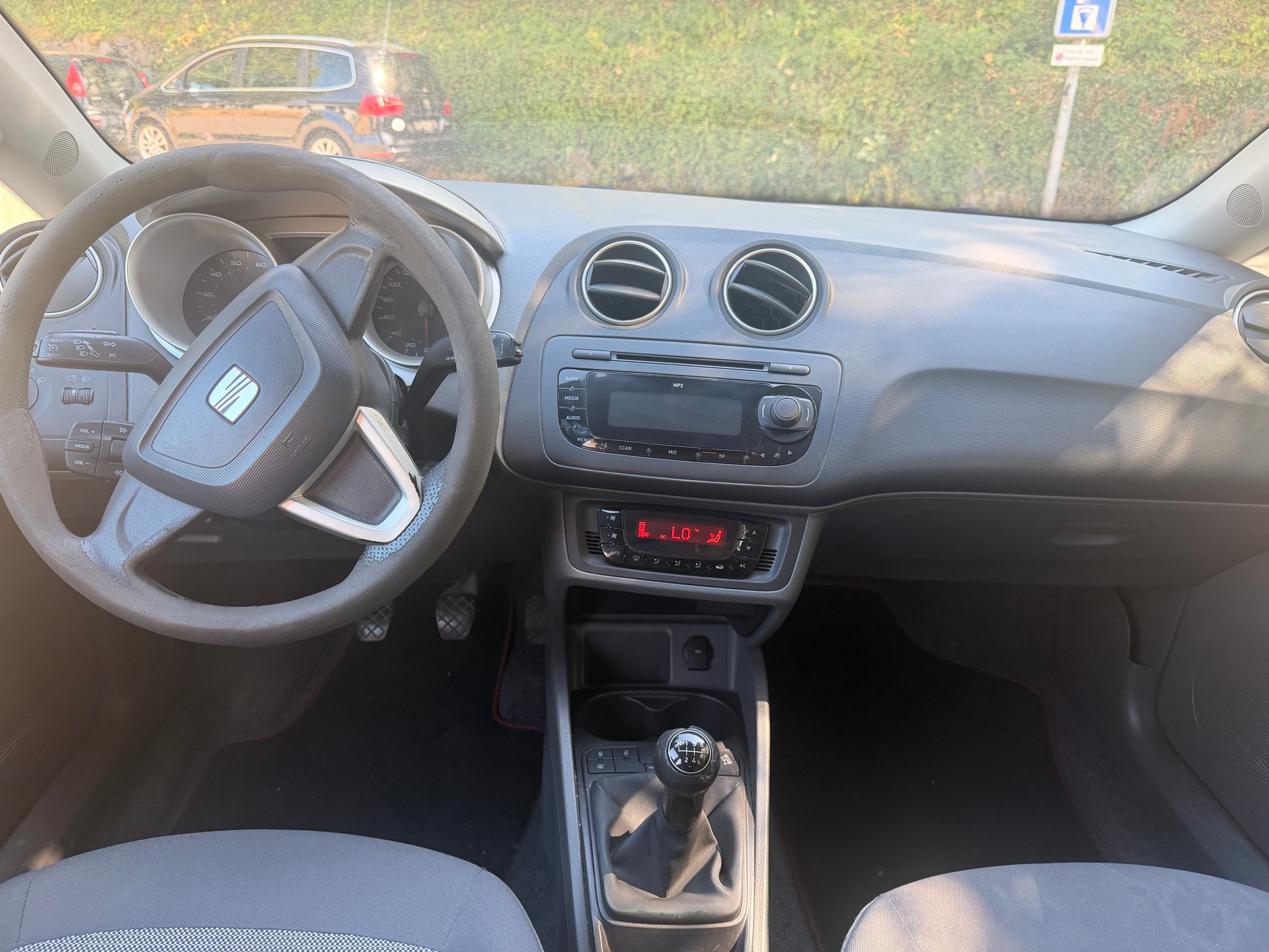 SEAT Ibiza 1.6 Style-image-5