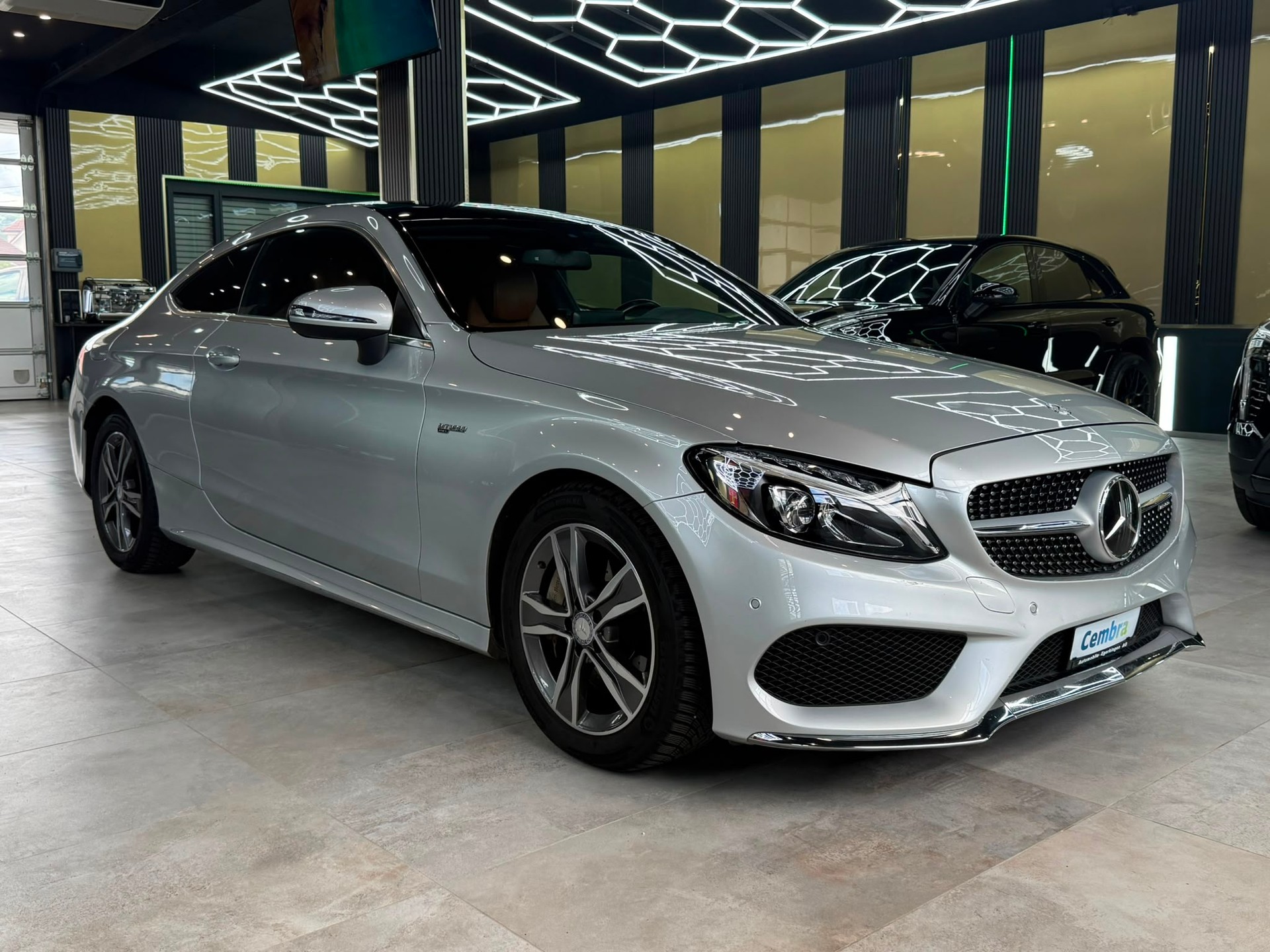 MERCEDES-BENZ C 250 AMG Line Coupé 7G-tronic-image-2