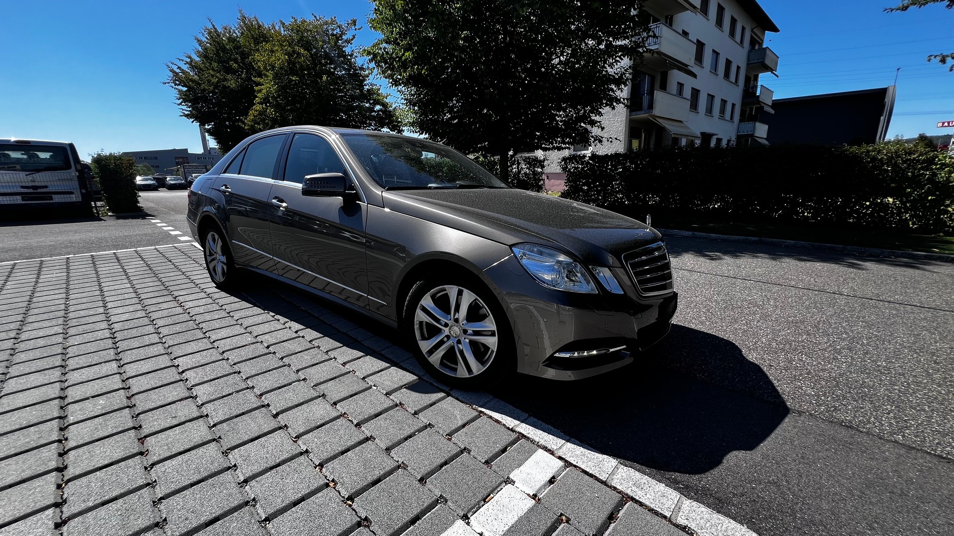 MERCEDES-BENZ E 350 CDI BlueEff. Avantgarde 4Matic 7G-Tronic-image-1