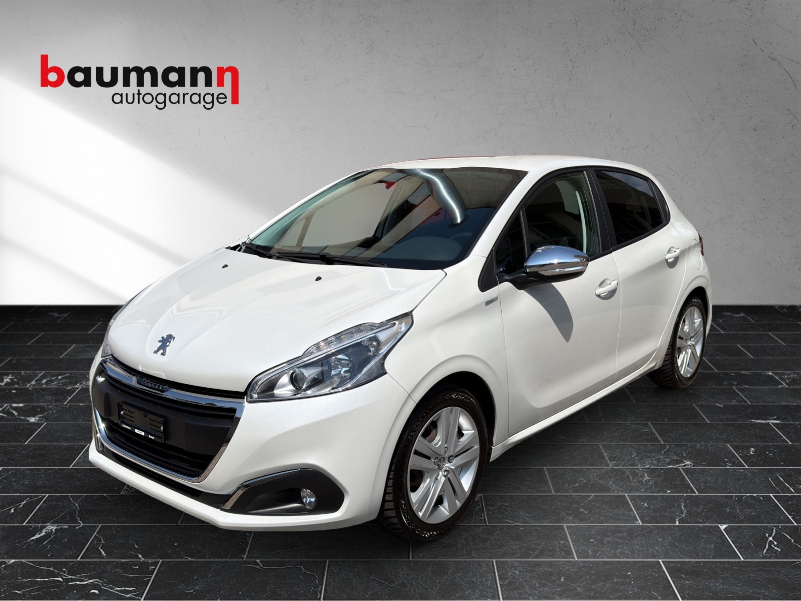 PEUGEOT 208 1.2 PureTech Style-image-0