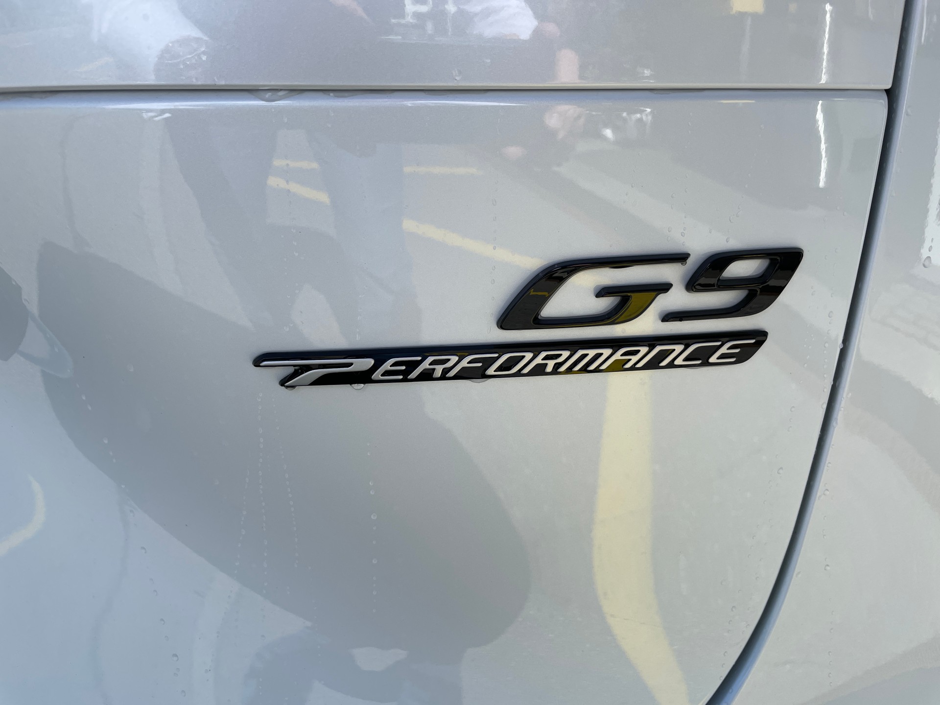XPENG G9 93kWh Performance AWD mit AHK und Premium Paket-image-6