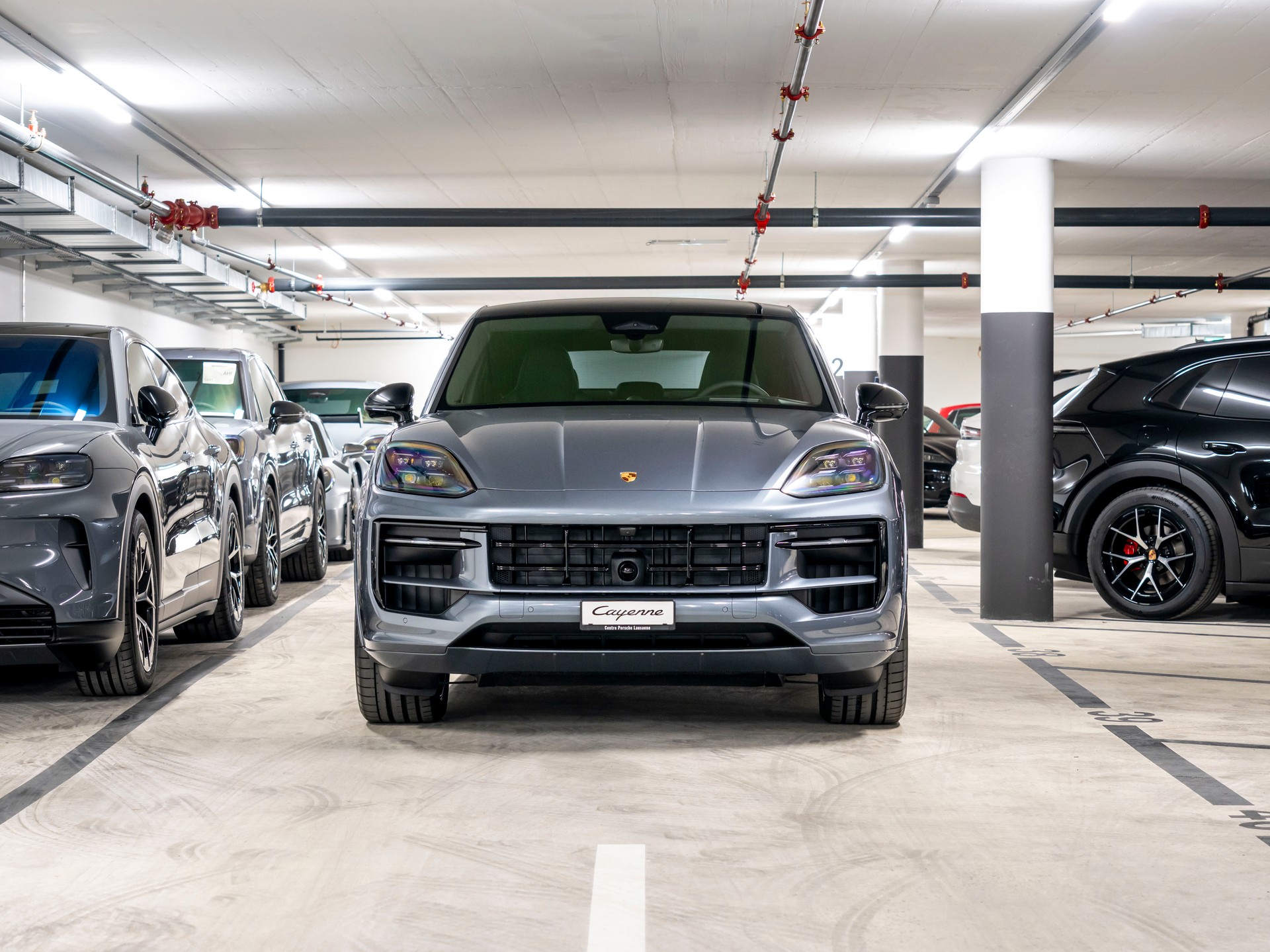 PORSCHE Cayenne Coupé Black Edition Tiptronic-image-2