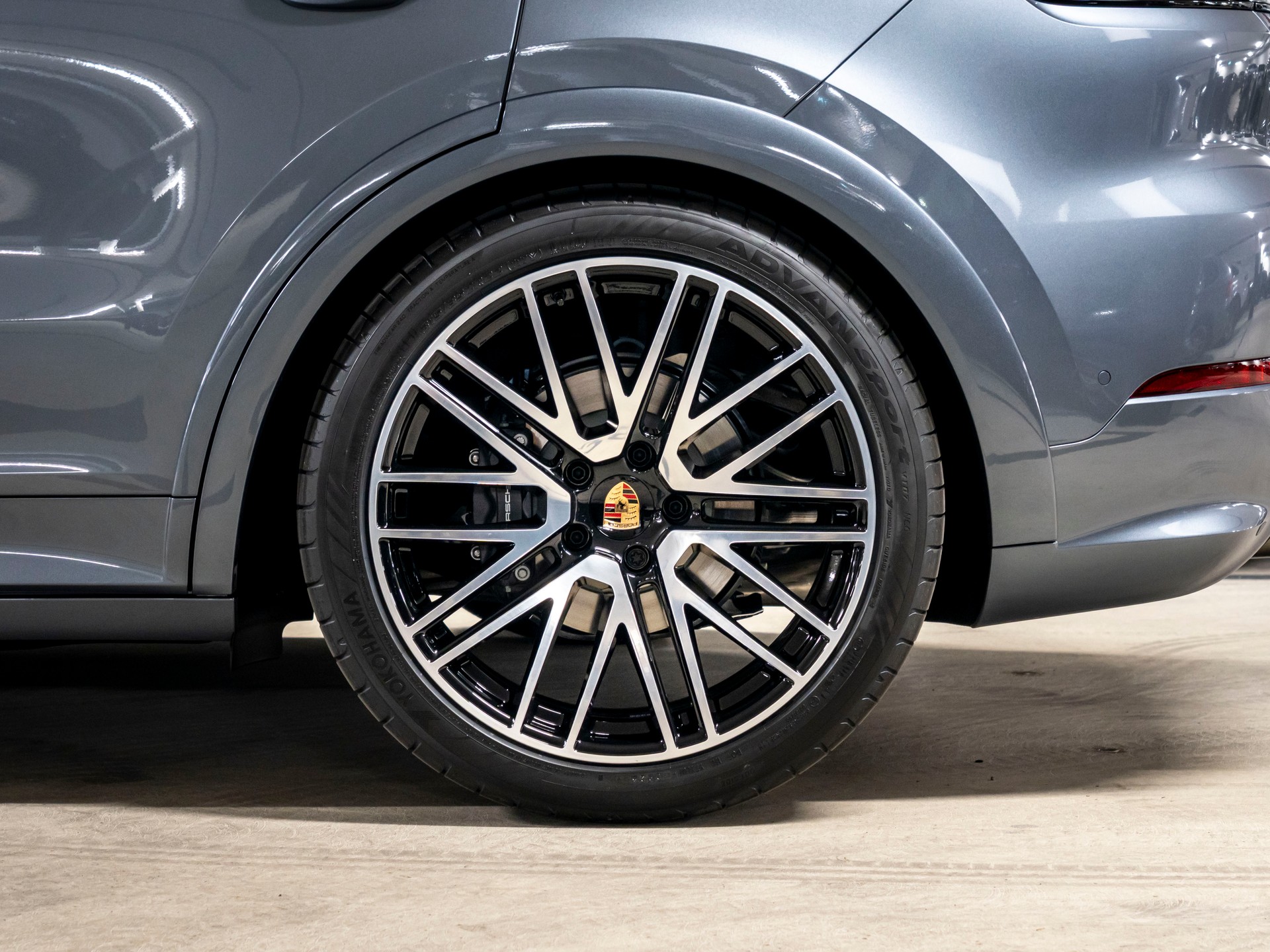 PORSCHE Cayenne Coupé Black Edition Tiptronic-image-7
