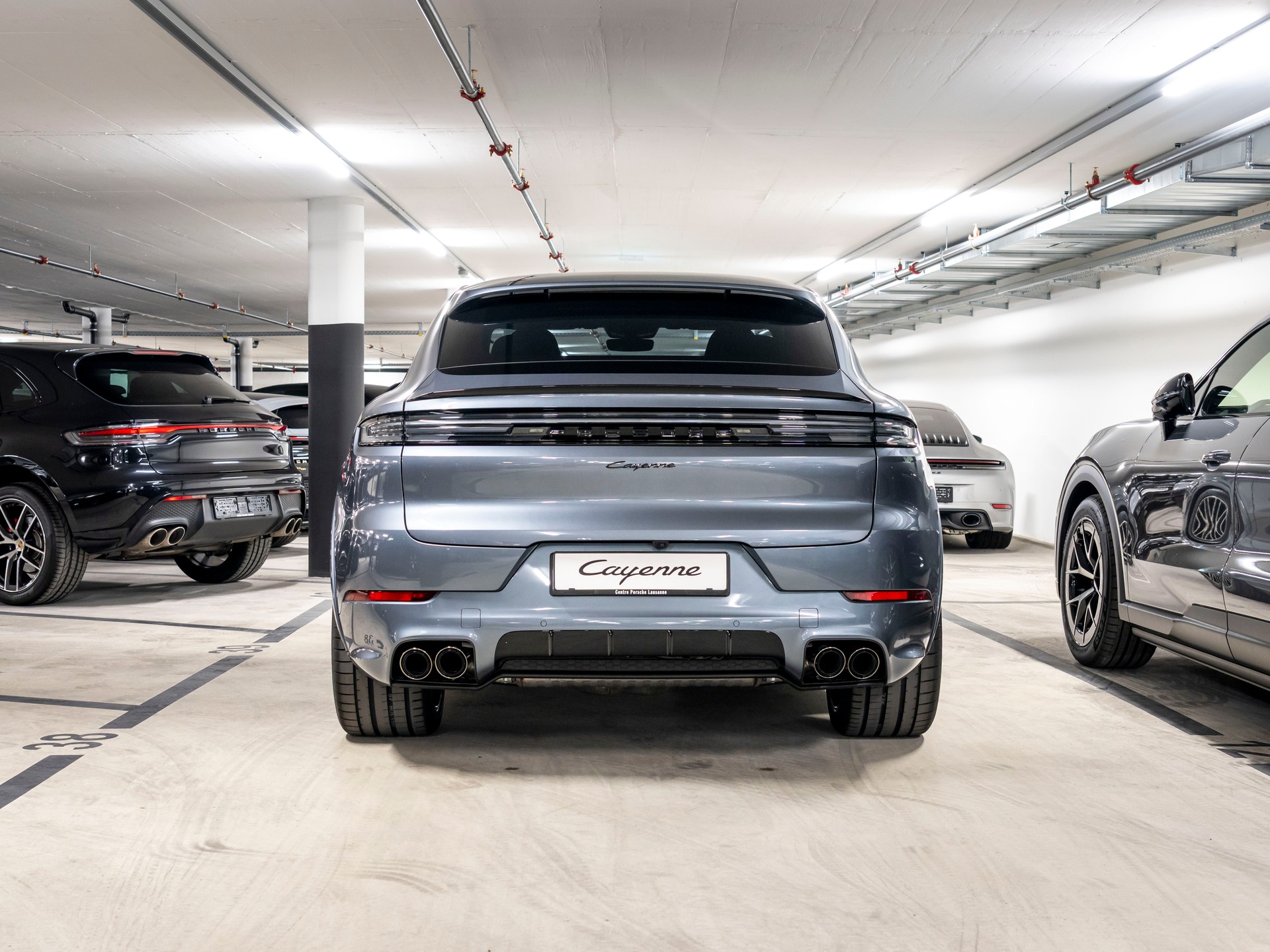 PORSCHE Cayenne Coupé Black Edition Tiptronic-image-3