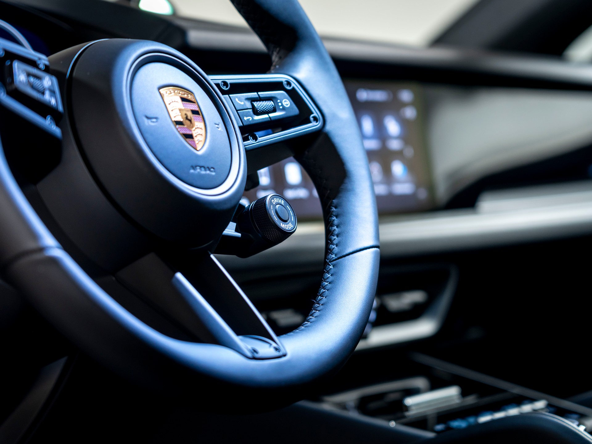PORSCHE Cayenne Coupé Black Edition Tiptronic-image-25