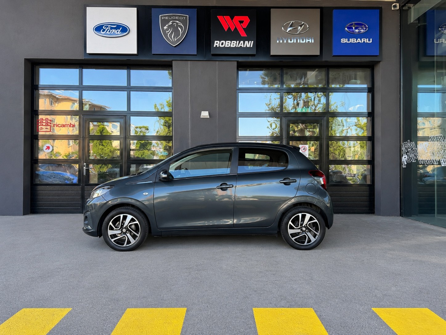 PEUGEOT 108 1.0 VTi Allure Top ETG-image-1