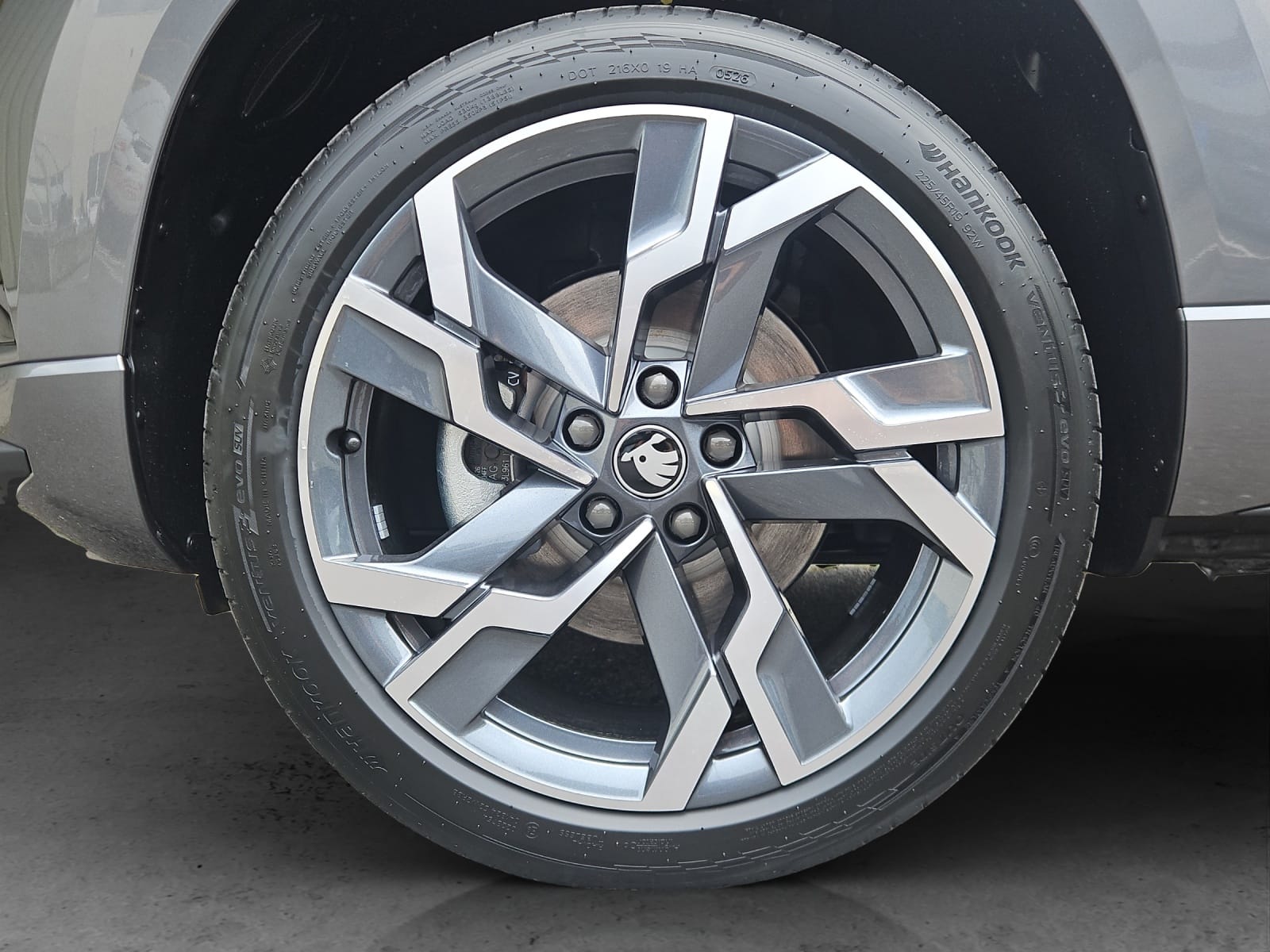 SKODA Skoda Karoq Sportline 2.0 TSI 4x4-image-5