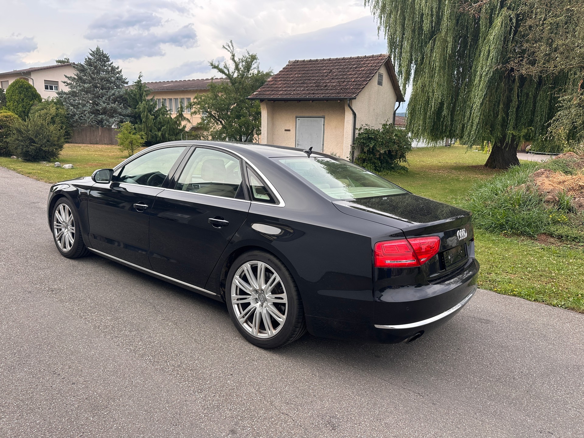 AUDI A8 4.2 FSI quattro tiptronic-image-5