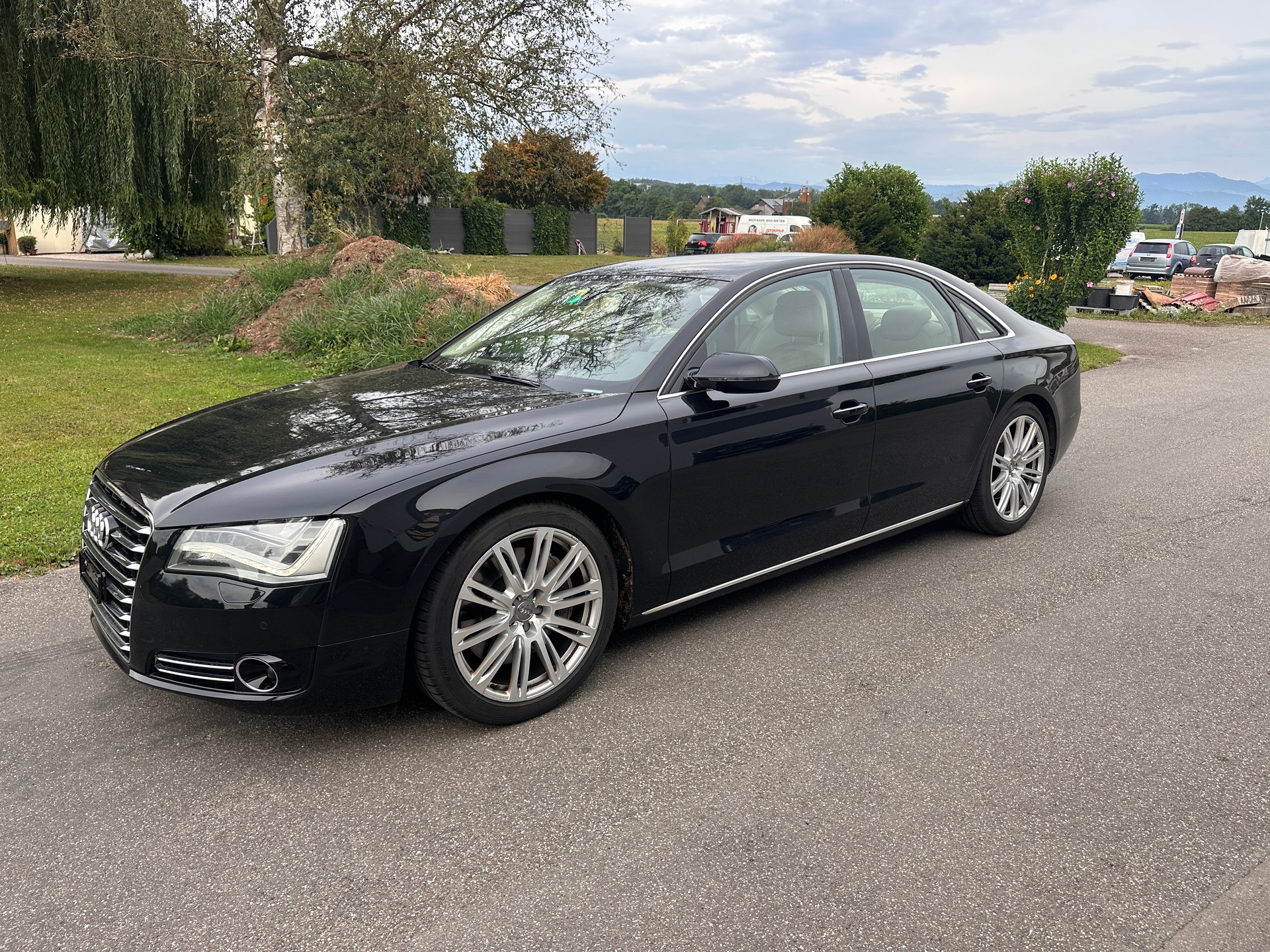 AUDI A8 4.2 FSI quattro tiptronic-image-0