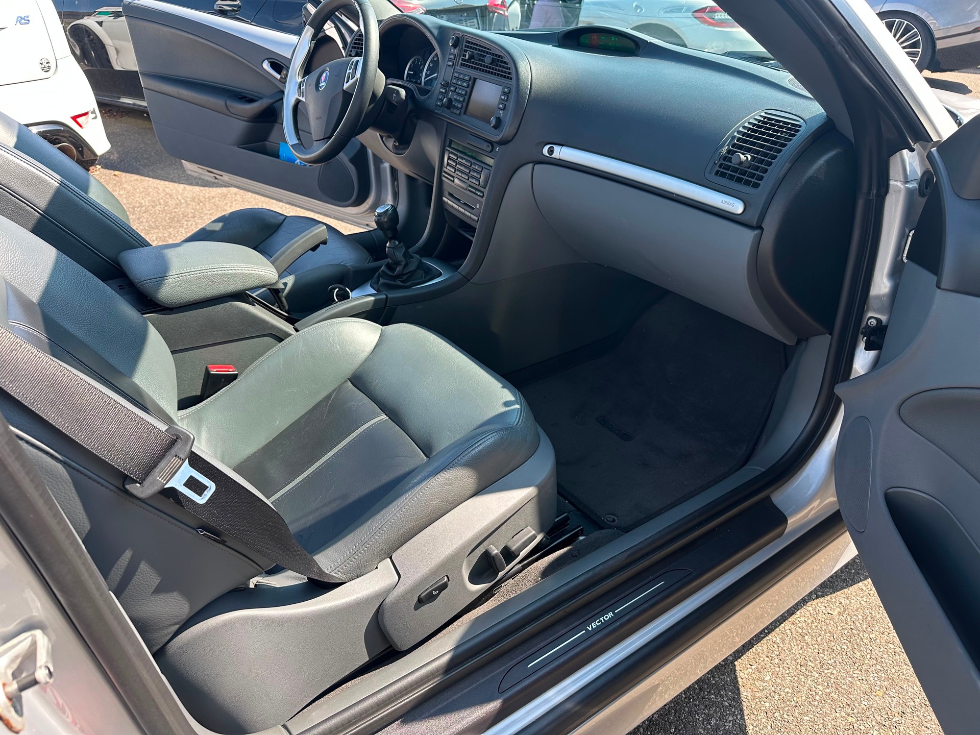 SAAB CABRIO-image-9