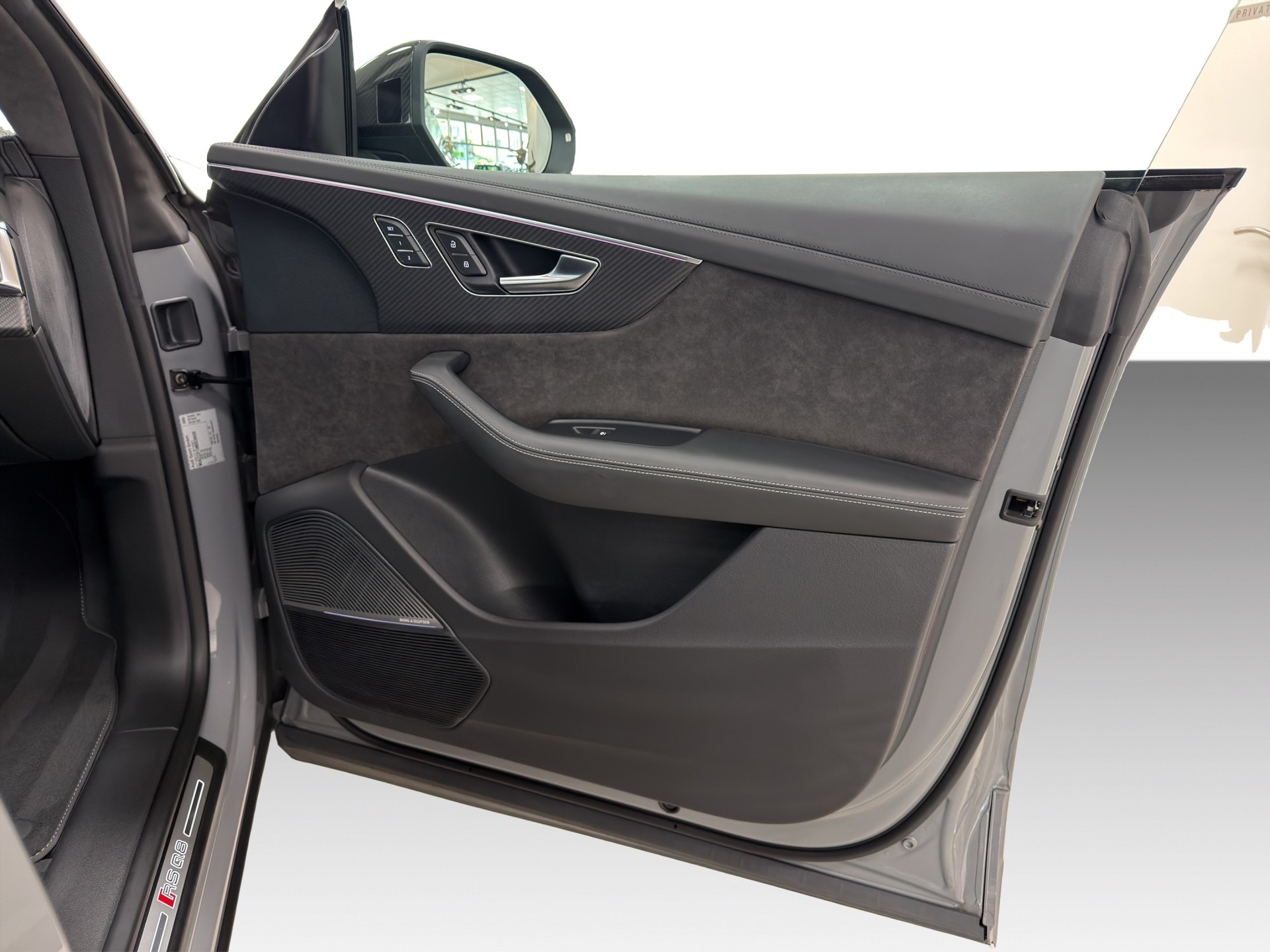 AUDI RSQ8 quattro tiptronic ¦ Nardo ¦ Vossen HF-7 23"-image-6